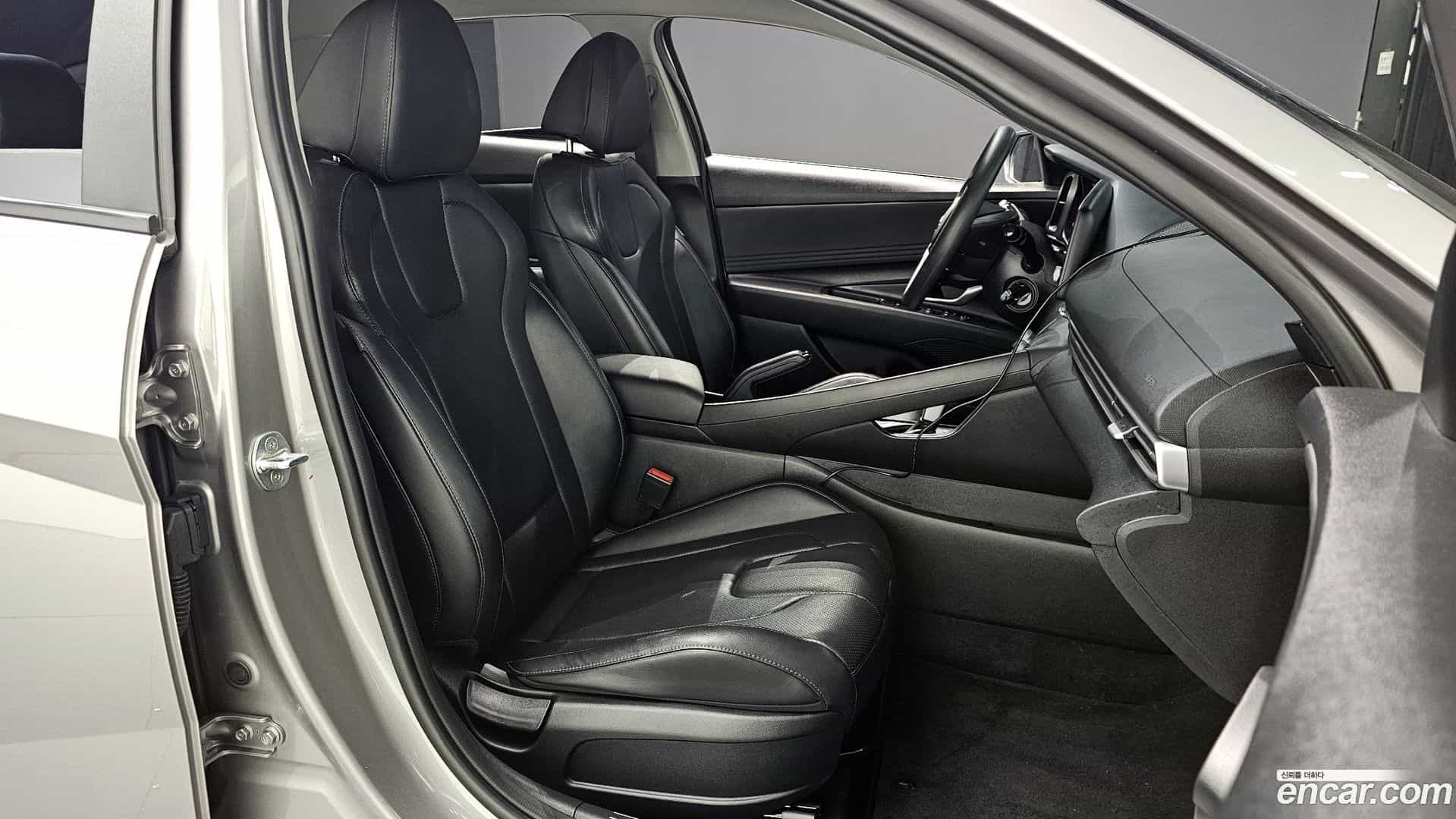 AVANTE Hyundai 2023.2-INNER-010