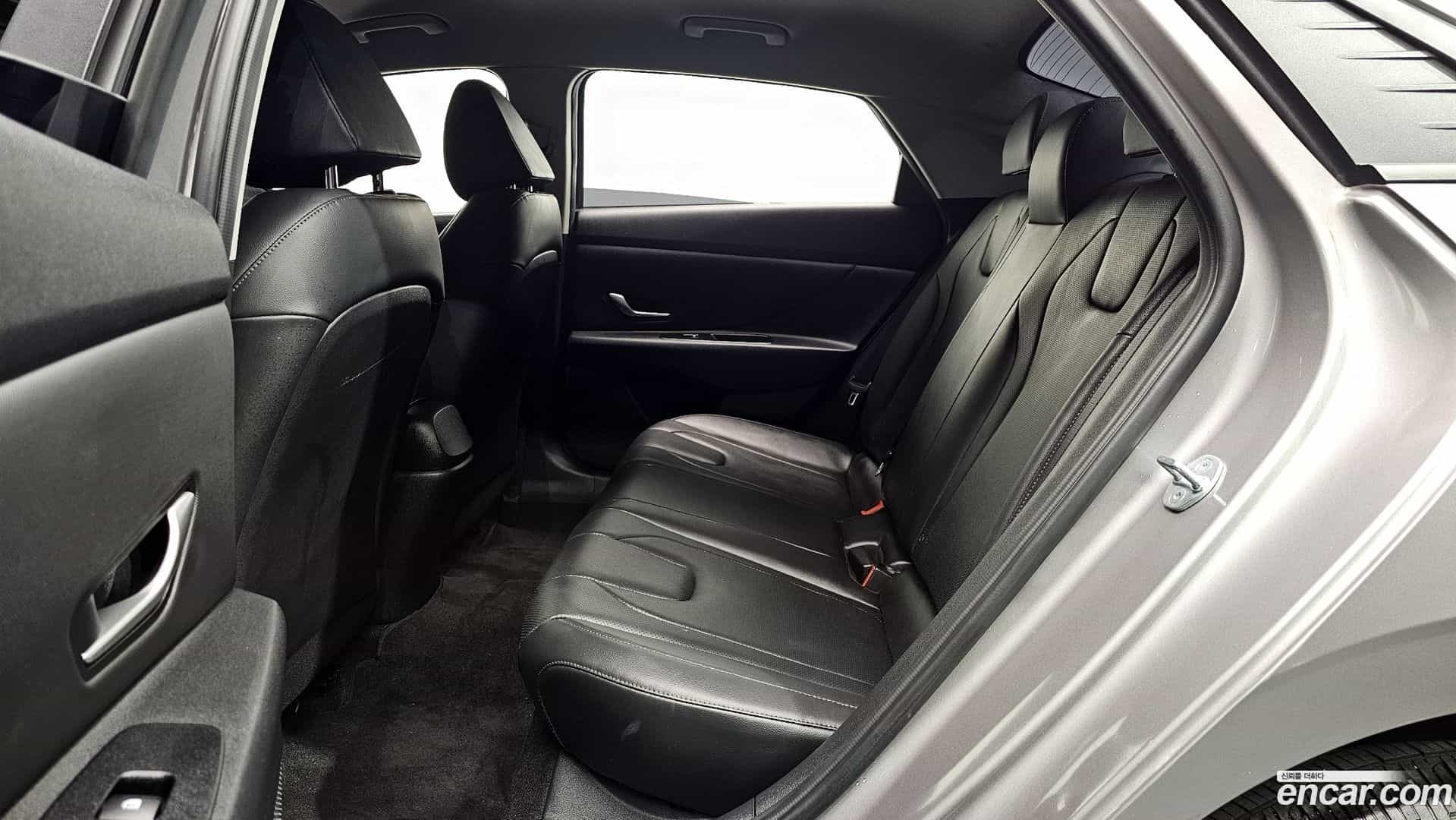 AVANTE Hyundai 2023.2-OPTION-016