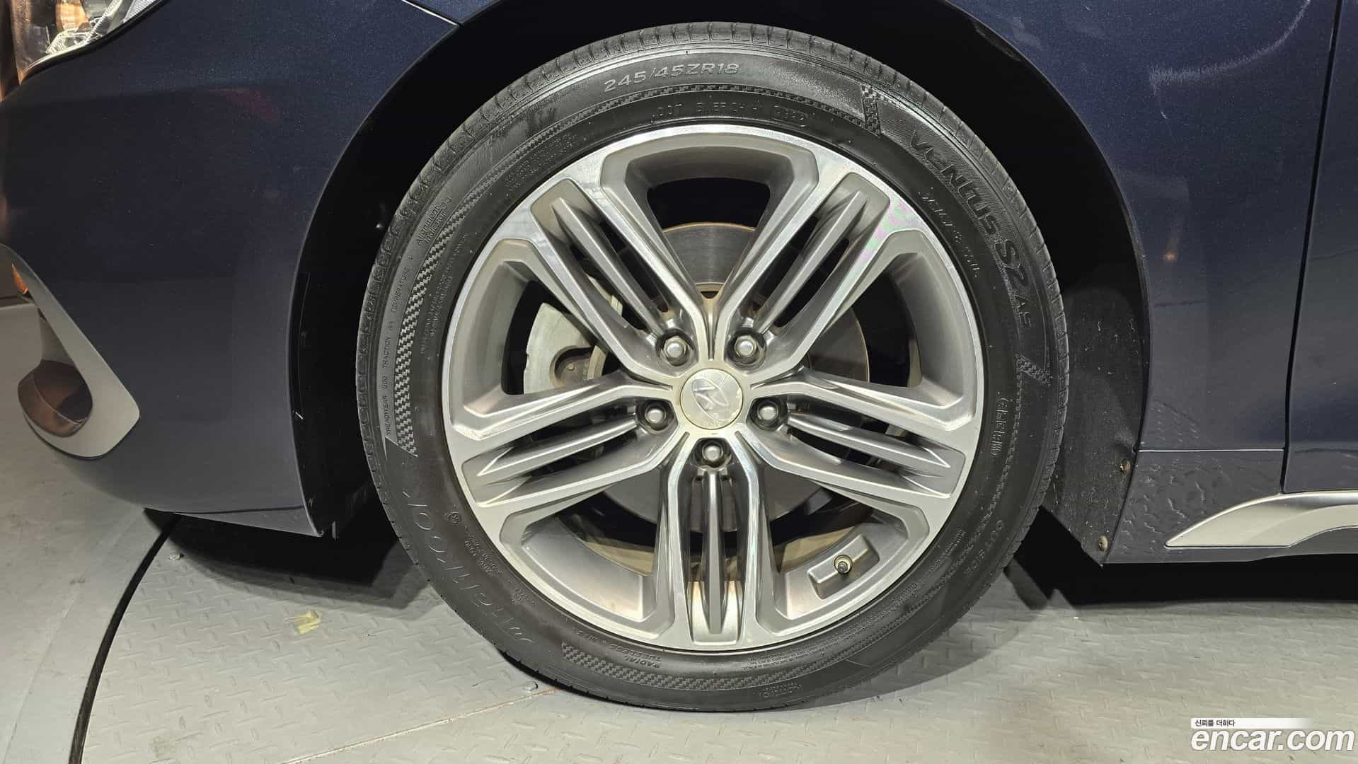 Grandeur Hyundai 2018.0-OUTER-005