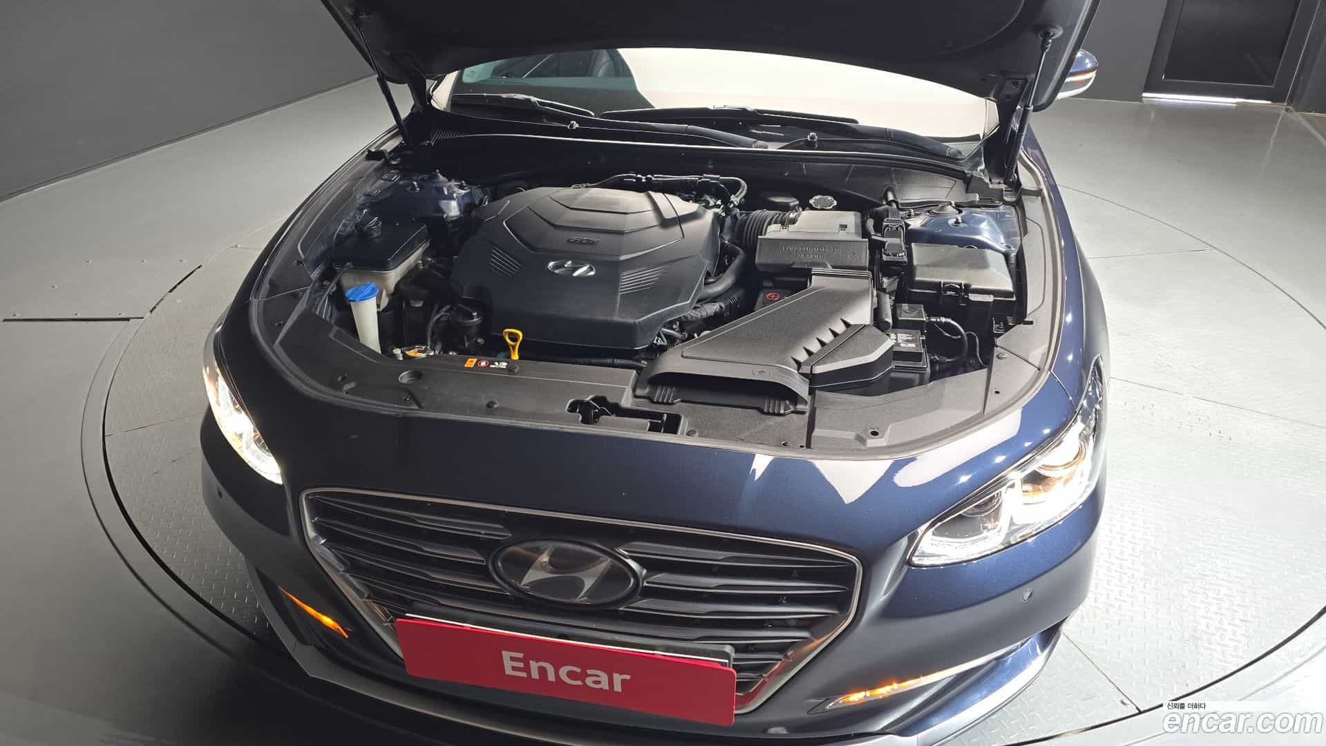 Grandeur Hyundai 2018.0-INNER-006