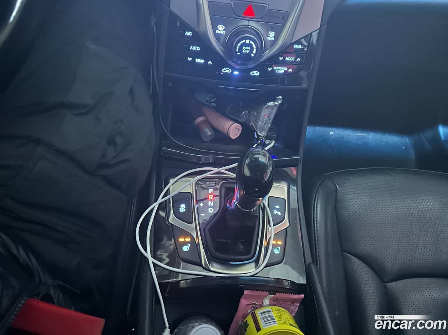 Grandeur Hyundai 2012.1-INNER-008