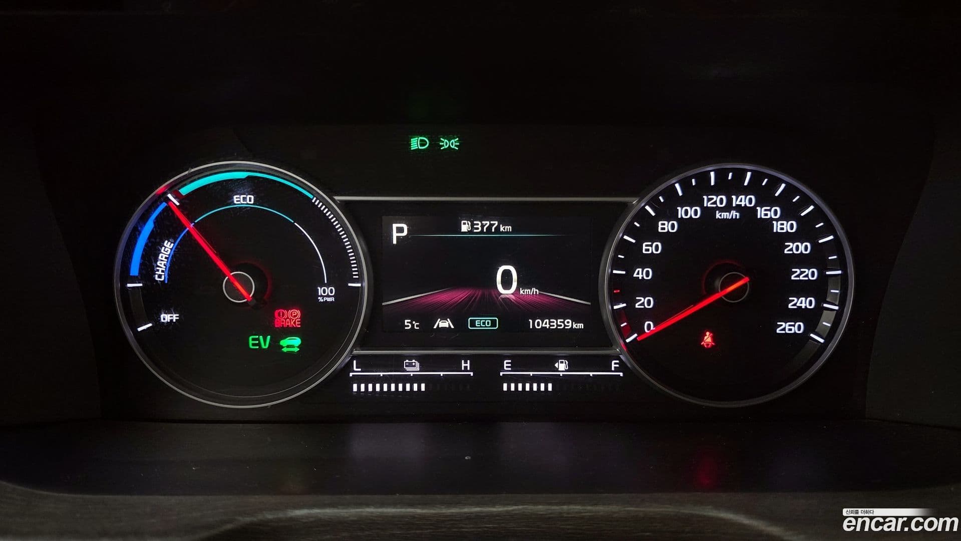 Main__Slider__Photo:Sorento Kia 2022.3-7