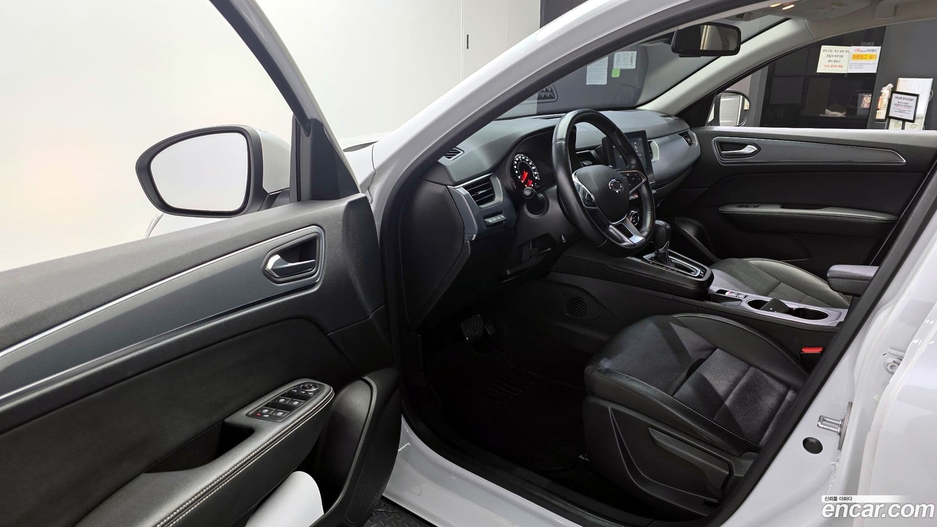 Main__Slider__Photo:XM3 Renault-KoreaSamsung 2021.7-9