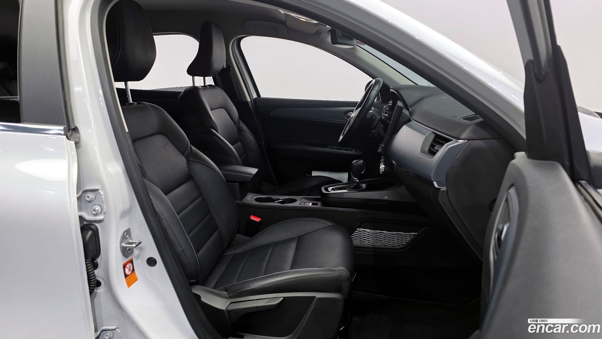 Main__Slider__Photo:XM3 Renault-KoreaSamsung 2021.7-10