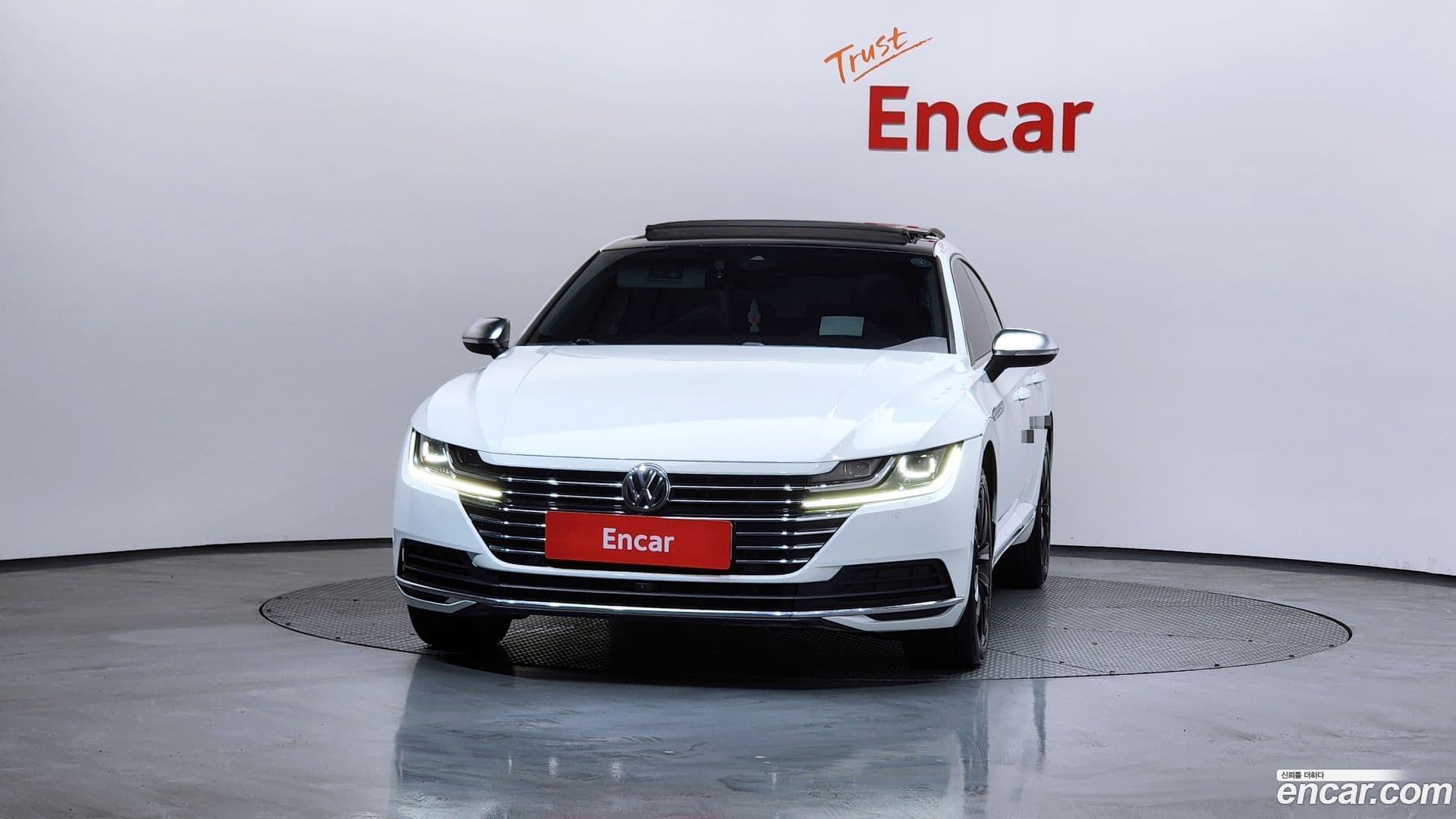 Main__Slider__Photo:Arteon Volkswagen 2019.11-2