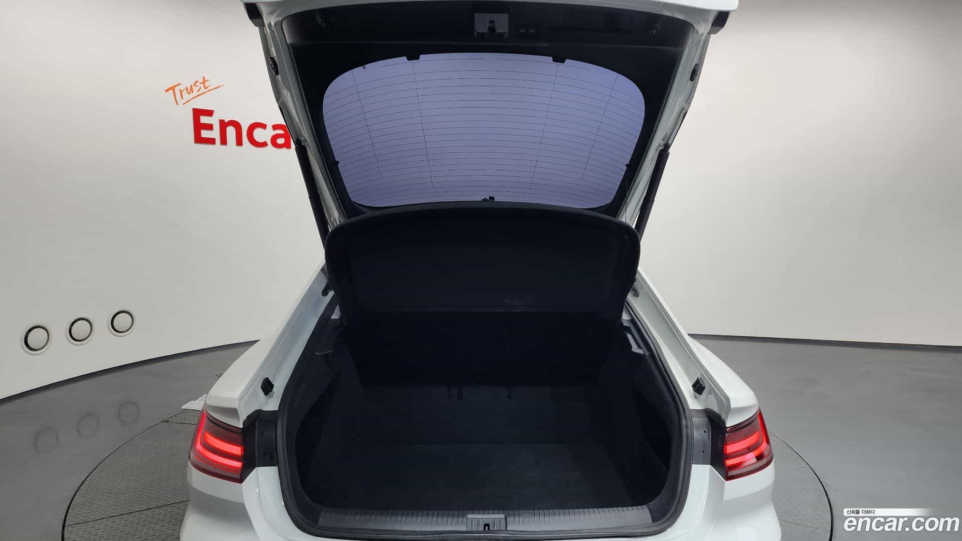 Arteon Volkswagen 2019.11-OPTION-024