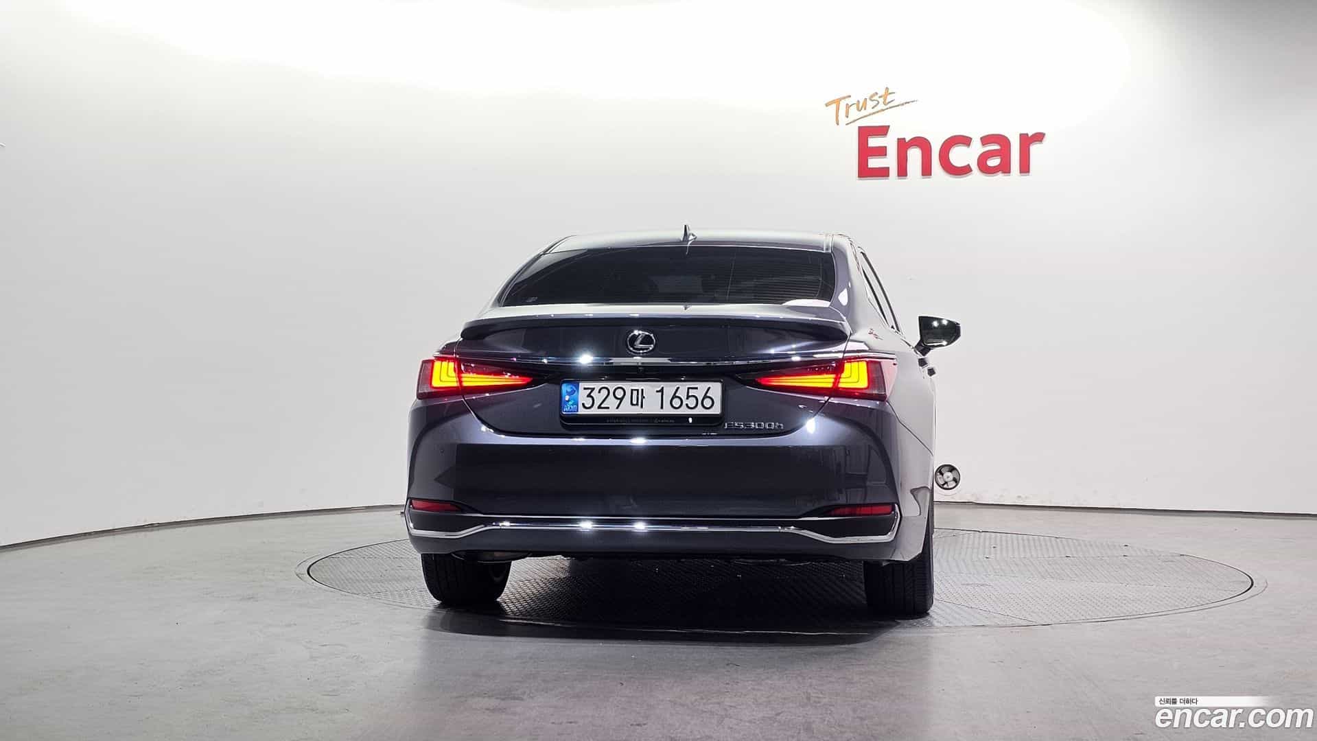 ES Lexus 2022.11-OUTER-004