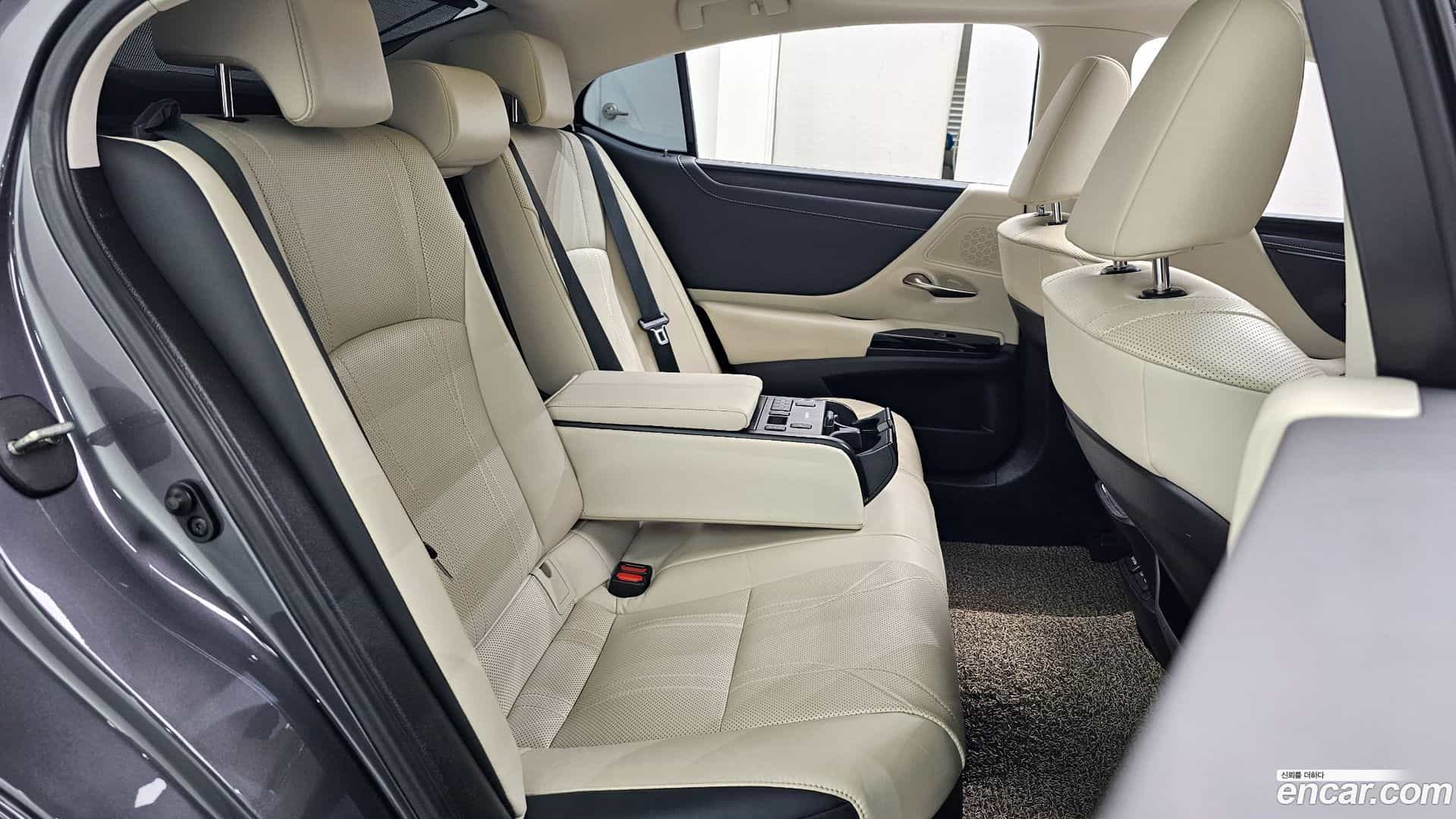 ES Lexus 2022.11-OPTION-016