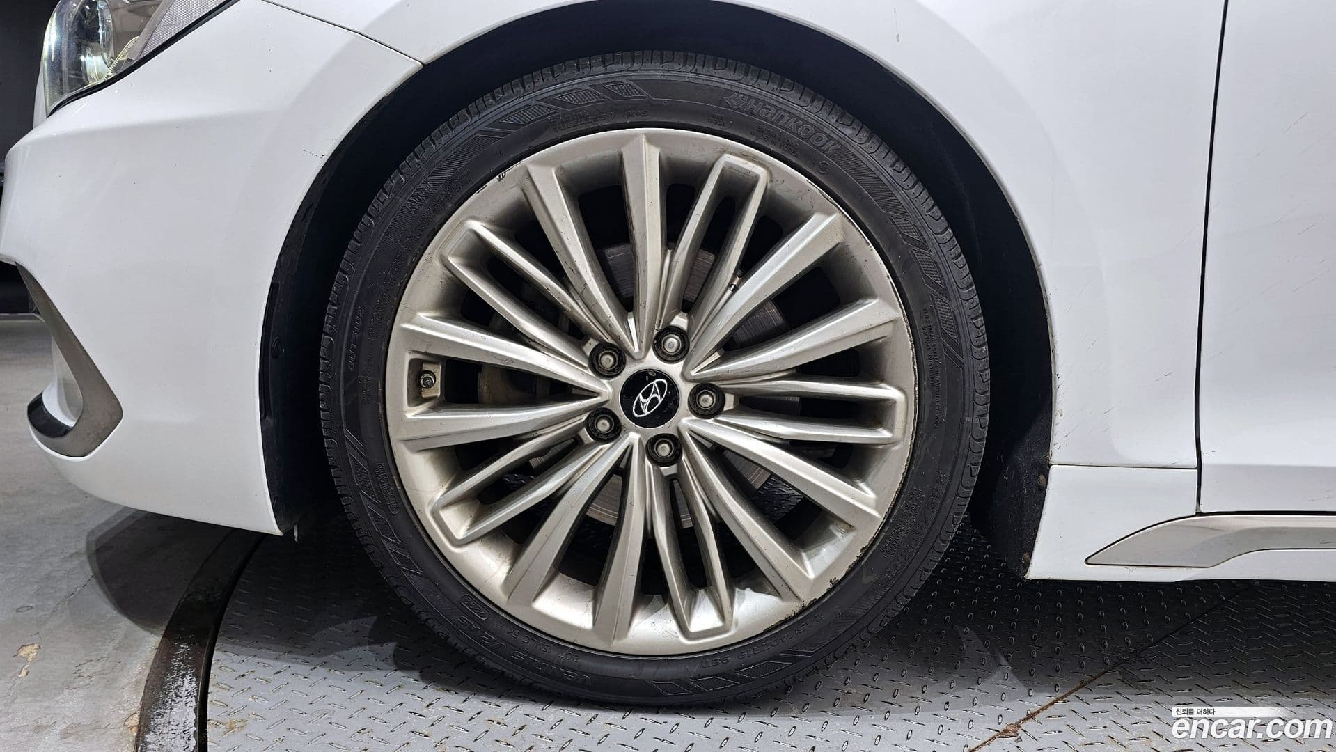 Main__Slider__Photo:Grandeur Hyundai 2016.11-4