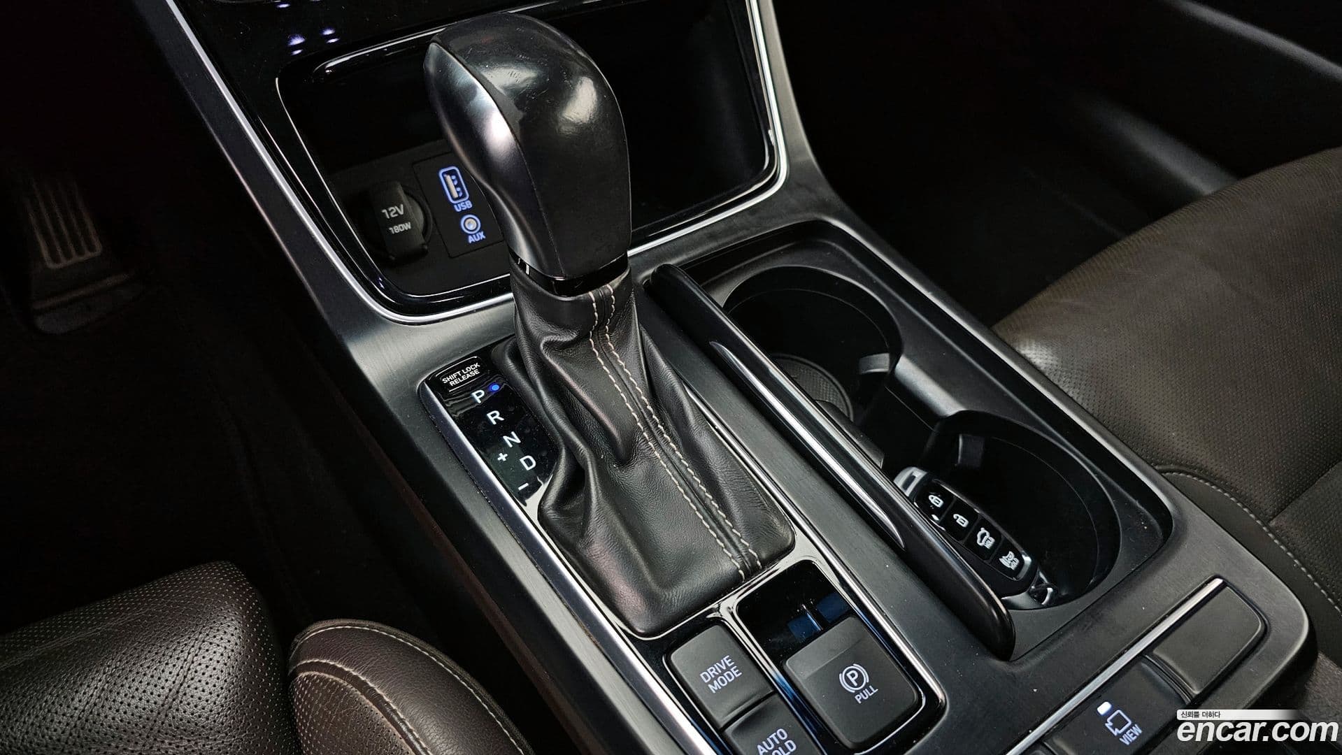 Main__Slider__Photo:Grandeur Hyundai 2016.11-8