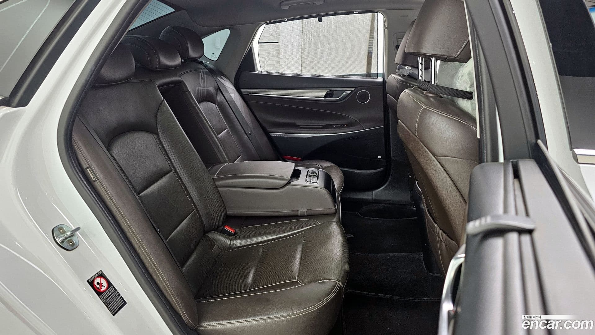 Main__Slider__Photo:Grandeur Hyundai 2016.11-11