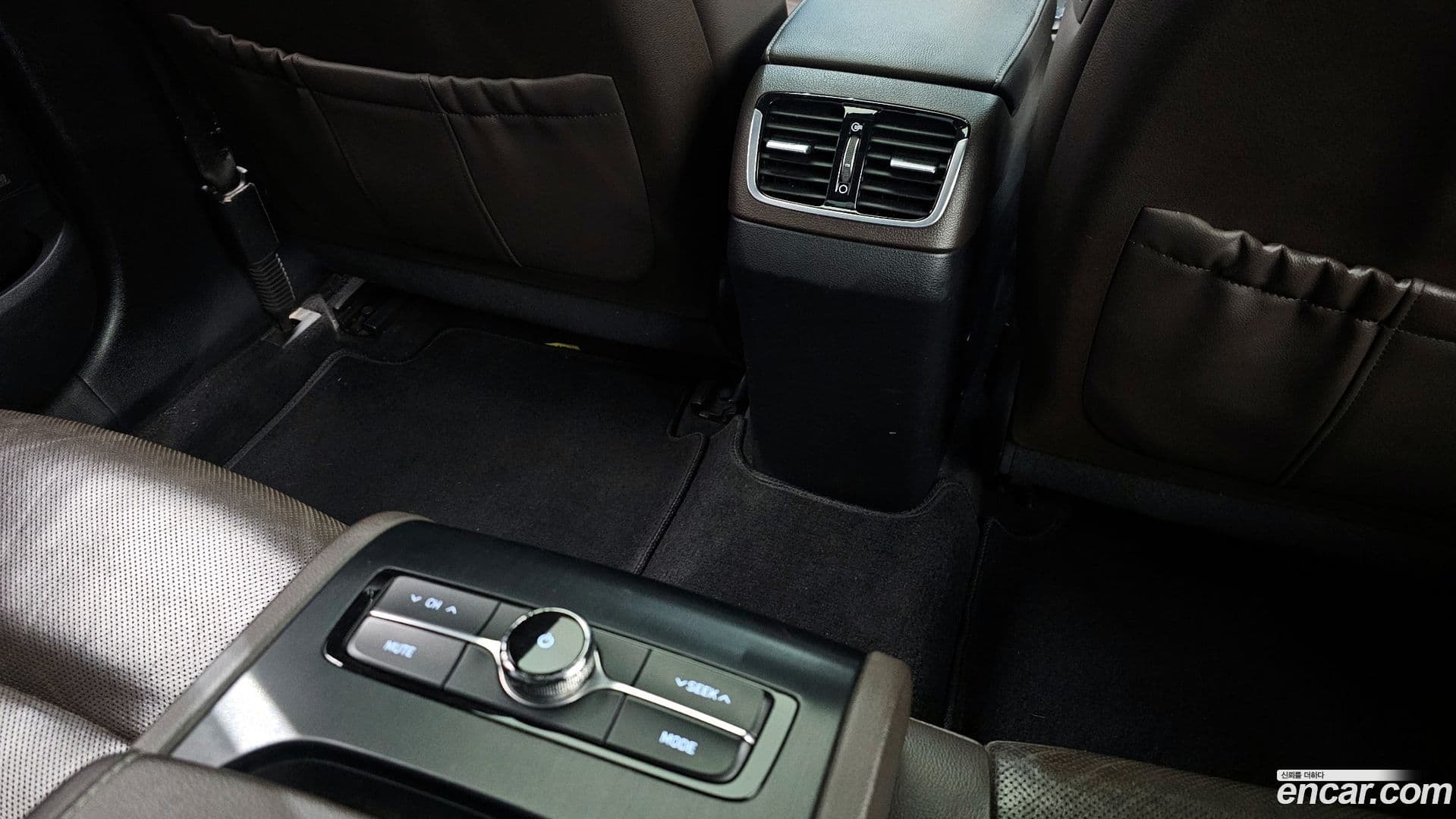 Main__Slider__Photo:Grandeur Hyundai 2016.11-17