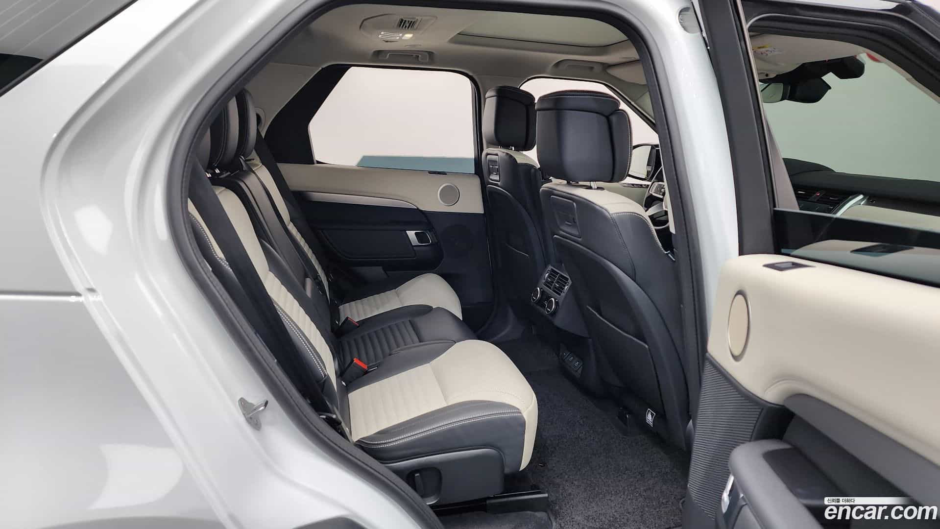 Discovery Land Rover 2025.4-OPTION-016