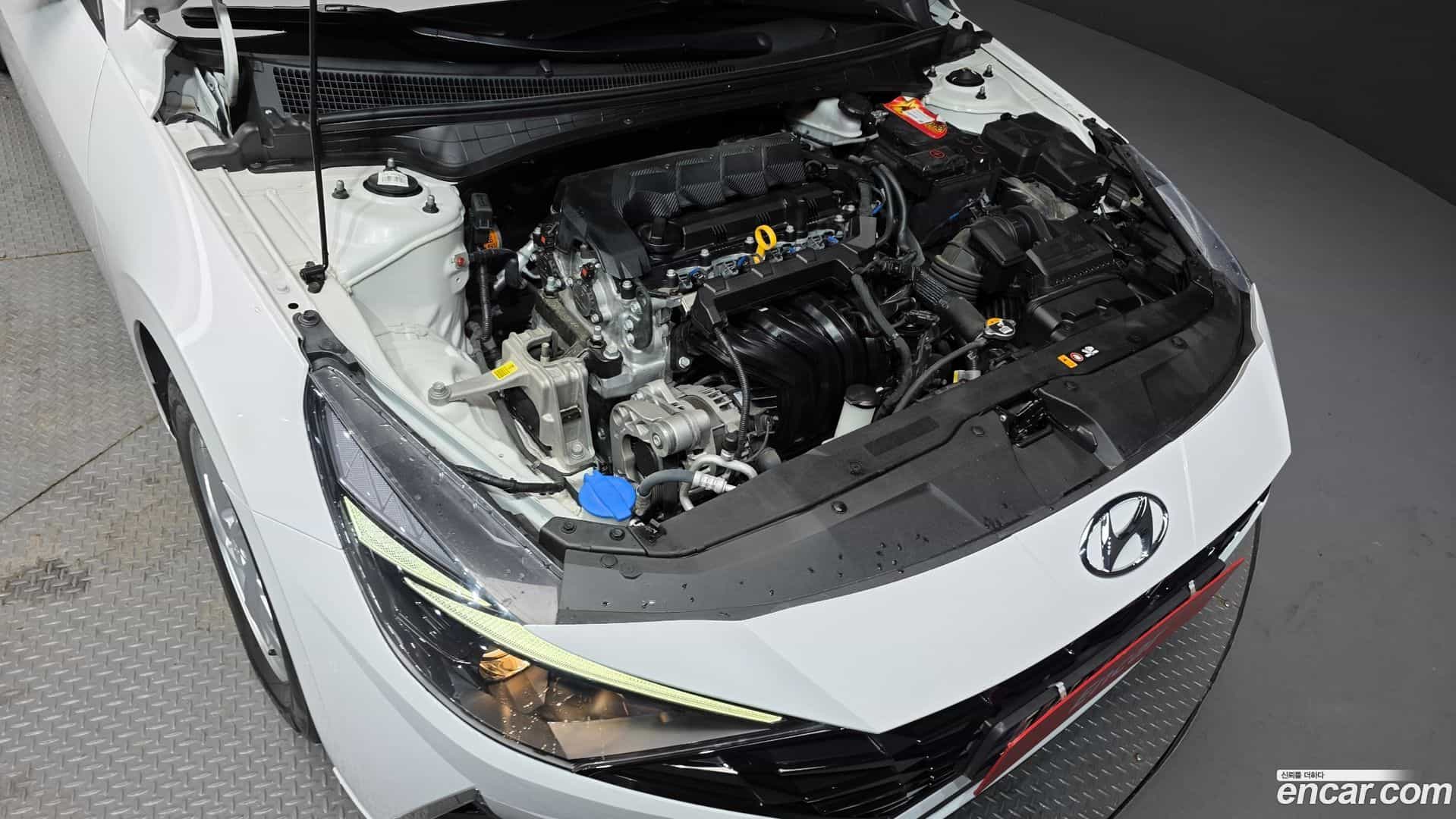 AVANTE Hyundai 2021.3-INNER-006