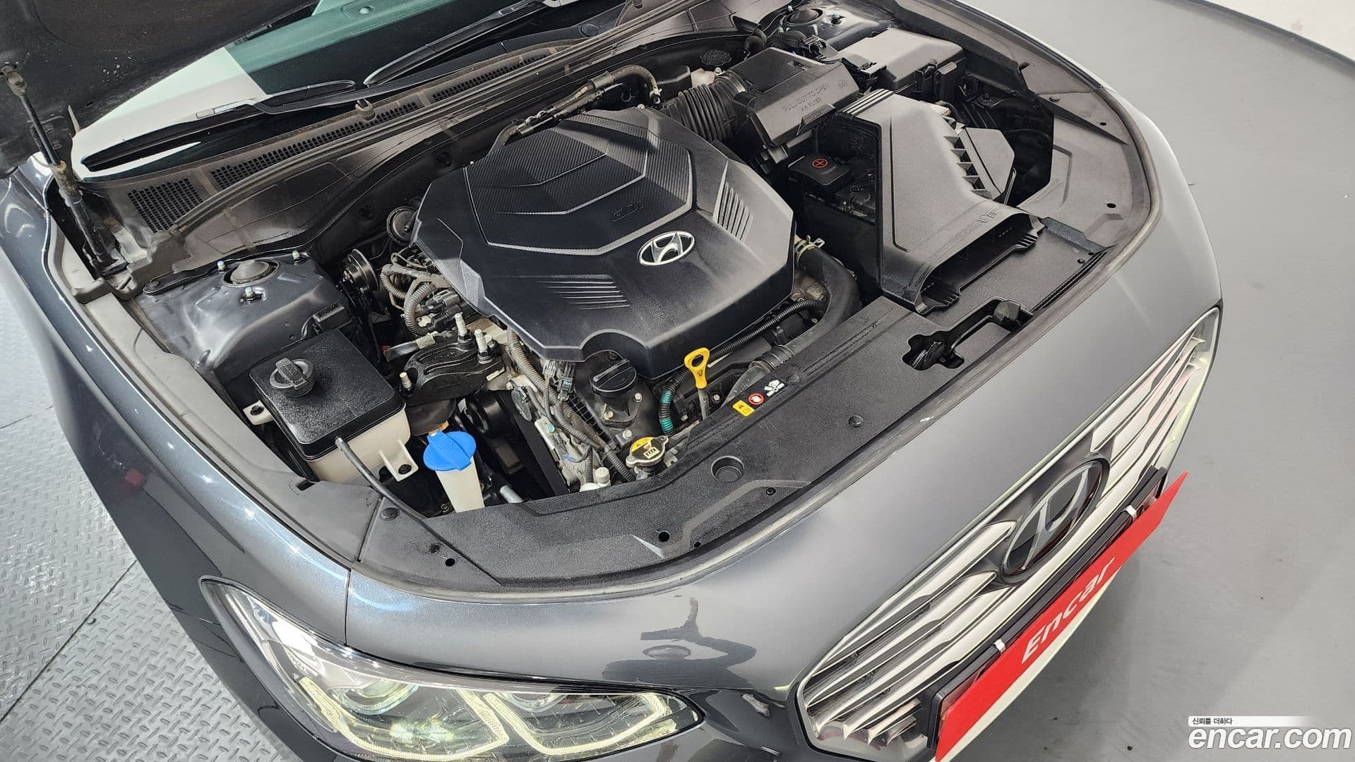 Main__Slider__Photo:Grandeur Hyundai 2017.5-5