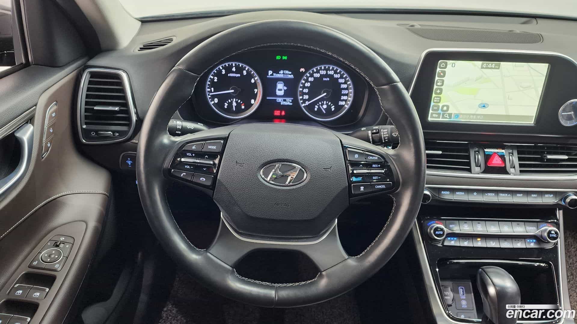 Grandeur Hyundai 2017.5-OPTION-017