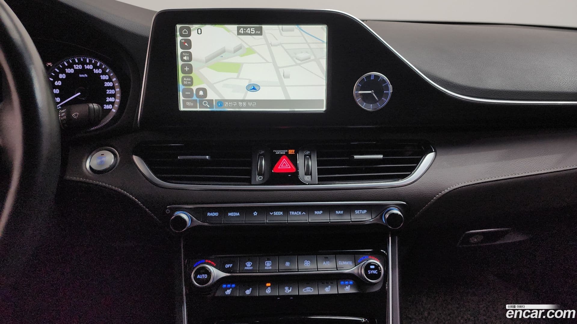 Main__Slider__Photo:Grandeur Hyundai 2017.5-14