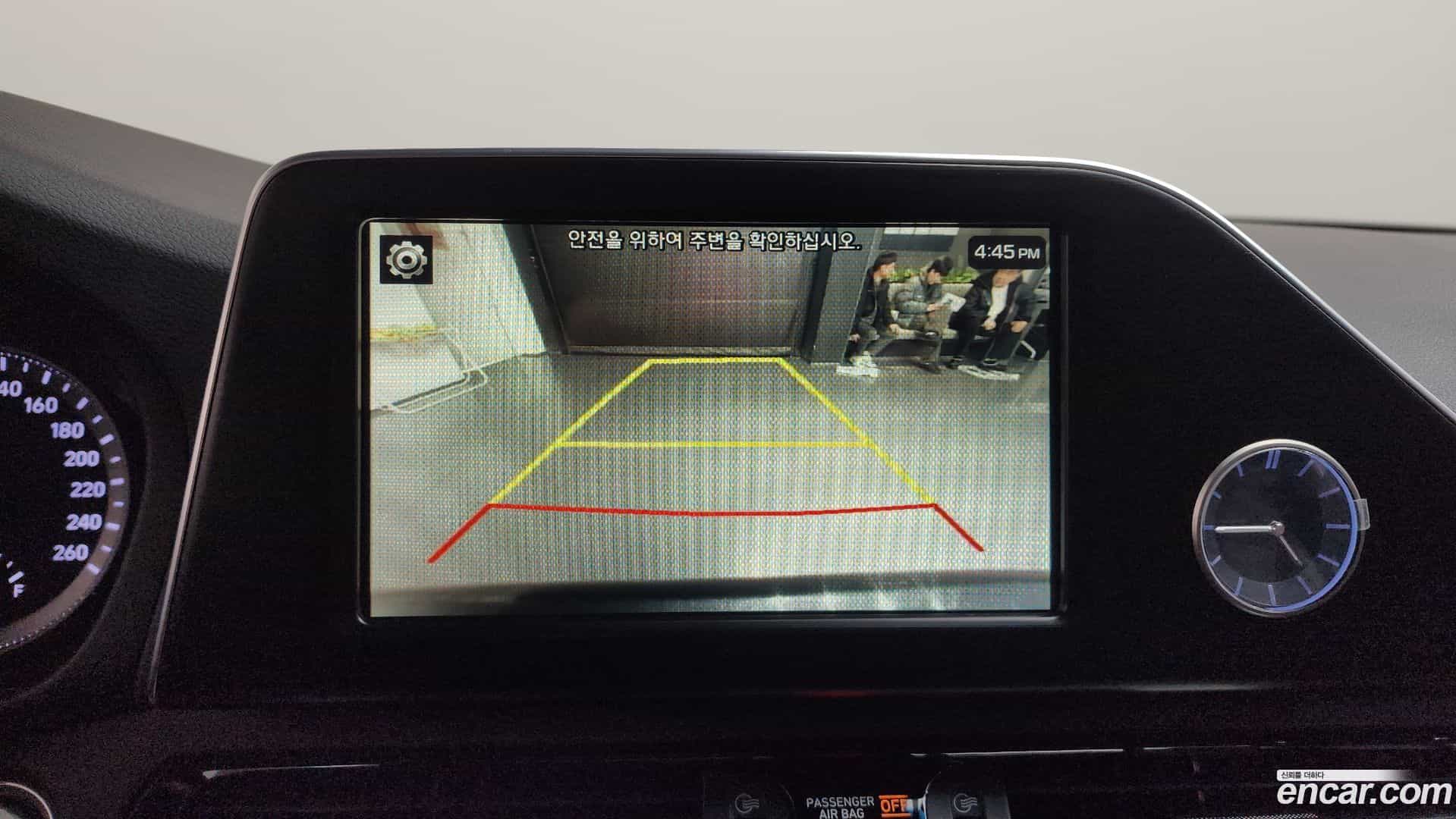 Grandeur Hyundai 2017.5-OPTION-020