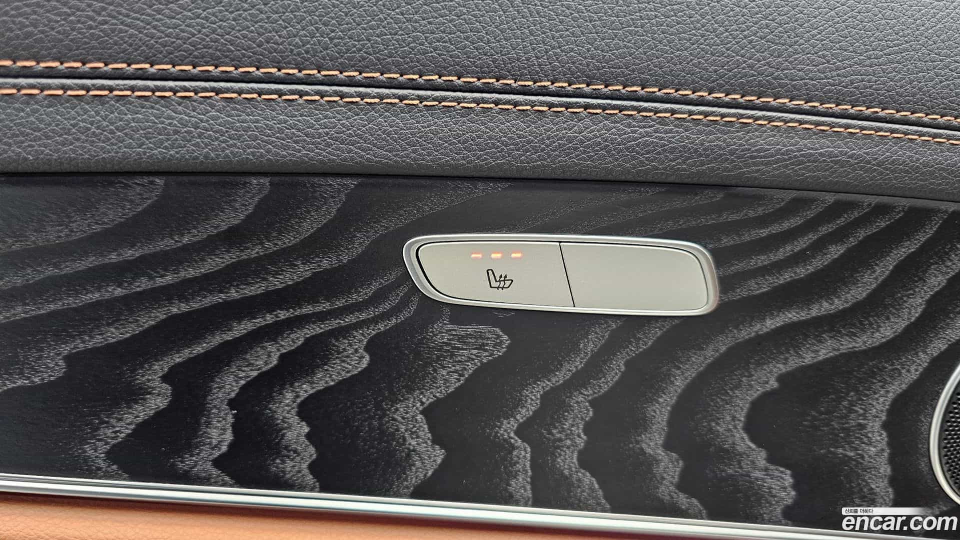 E-Class Mercedes-Benz 2020.10-OPTION-023