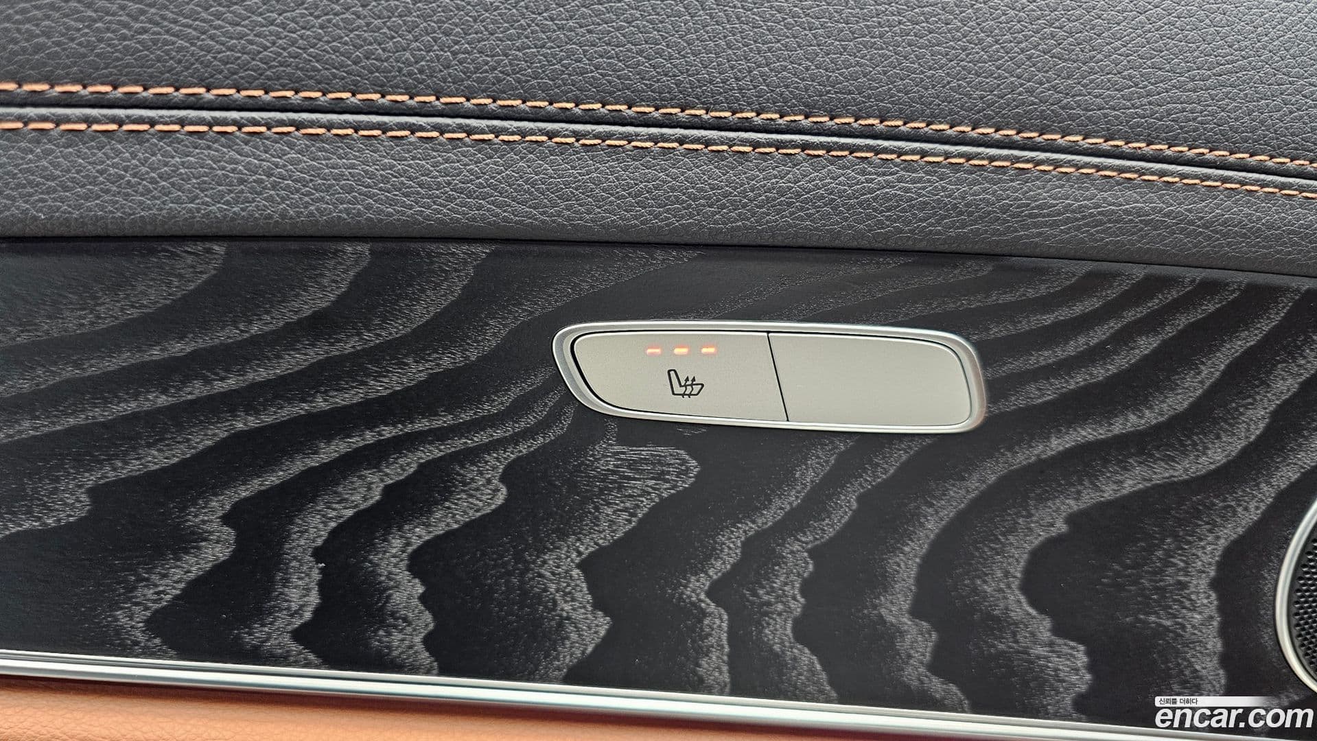 Main__Slider__Photo:E-Class Mercedes-Benz 2020.10-18