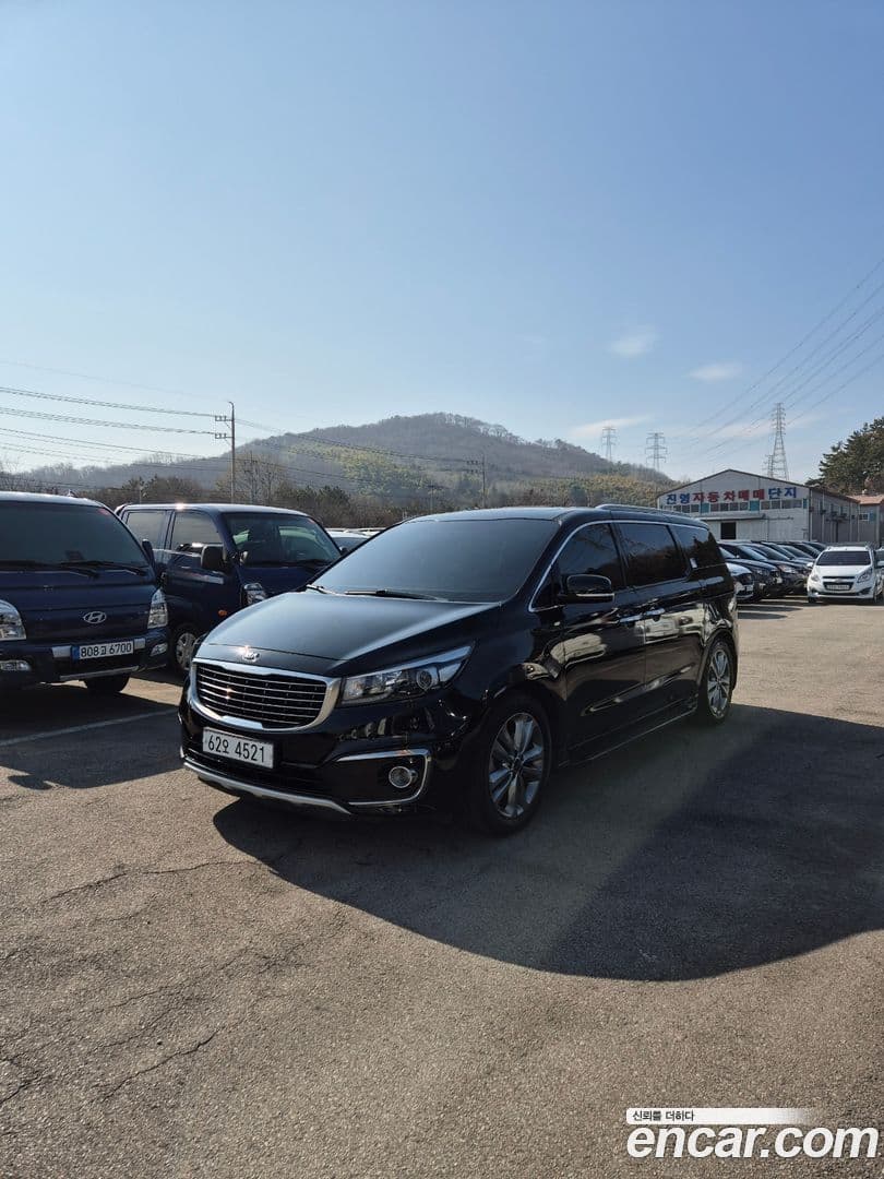 Main__Slider__Photo:Canival Kia 2014.10-0