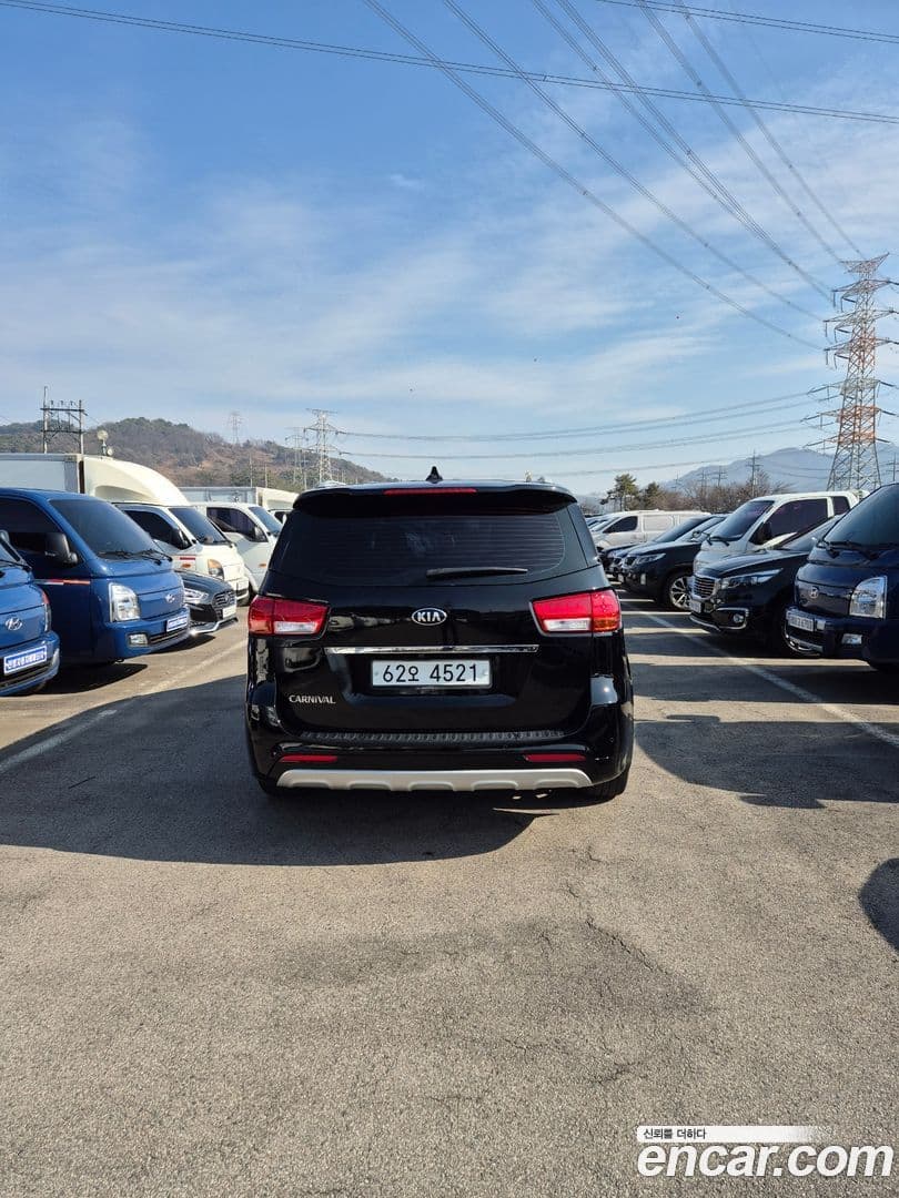 Main__Slider__Photo:Canival Kia 2014.10-3