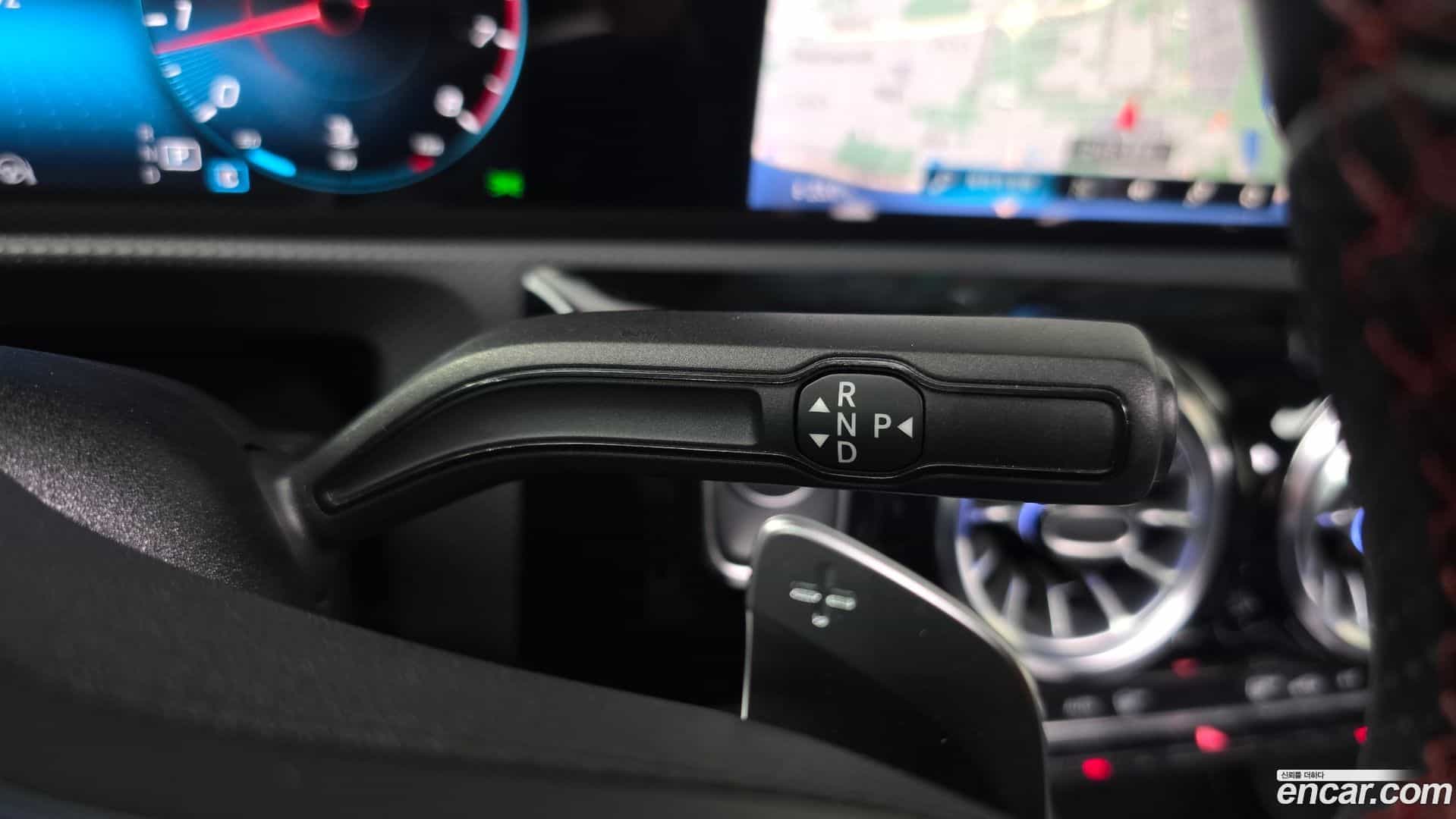 CLA-Class Mercedes-Benz 2022.11-INNER-009