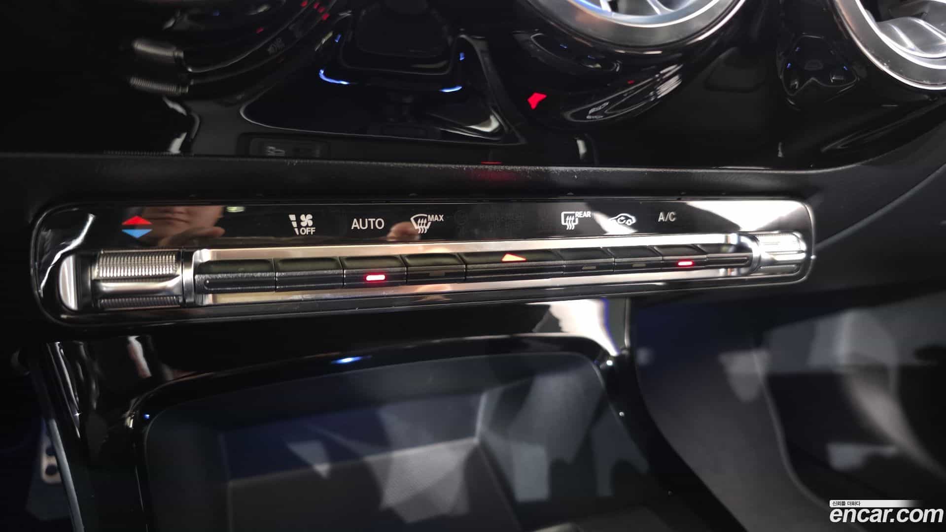 CLA-Class Mercedes-Benz 2022.11-OPTION-020