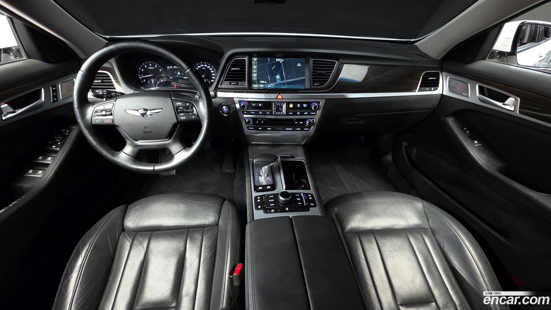 Main__Slider__Photo:G80 Genesis 2016.9-6