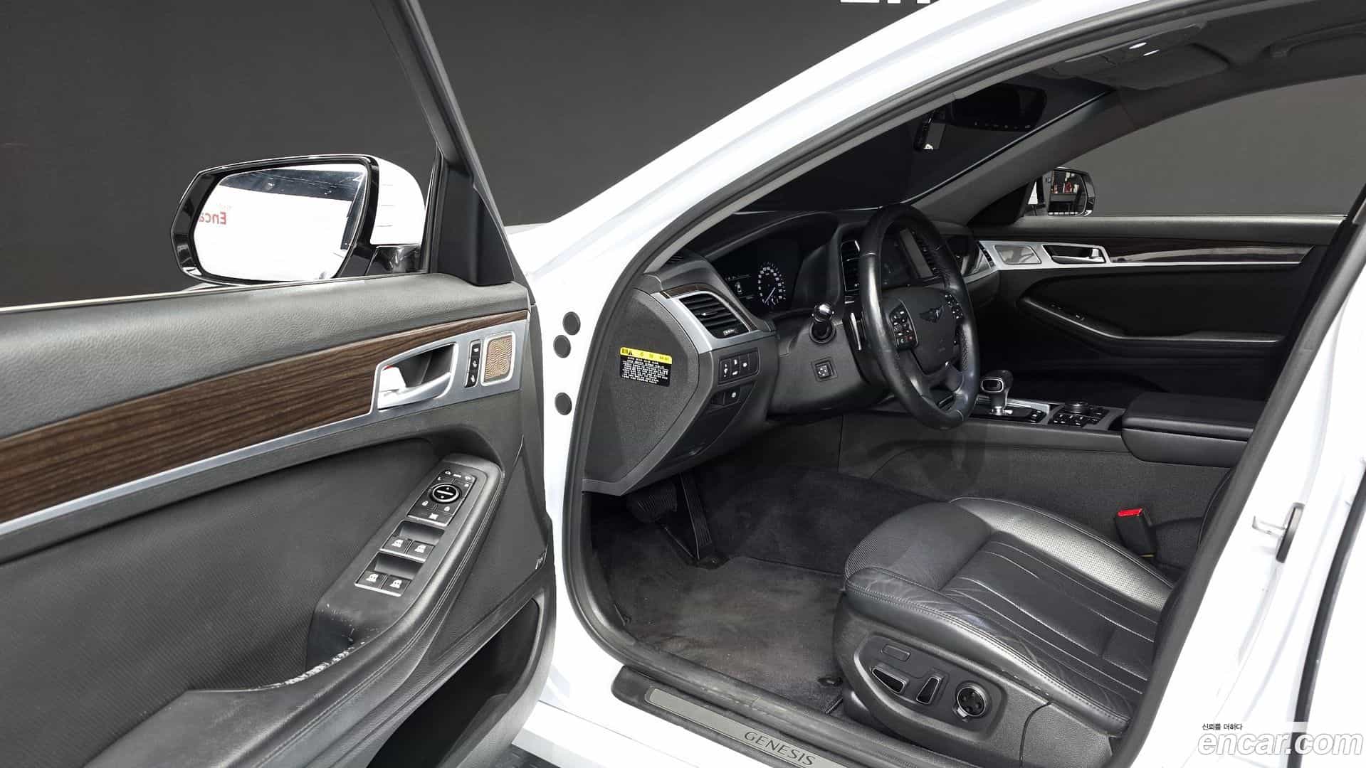 G80 Genesis 2016.9-OPTION-015