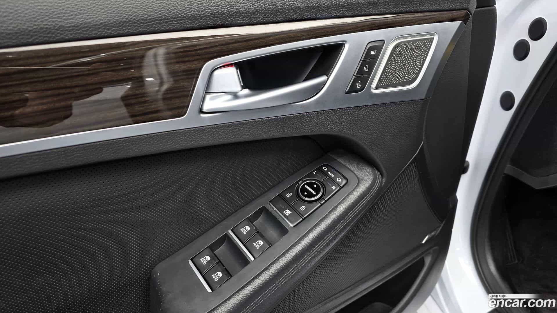 G80 Genesis 2016.9-OPTION-021