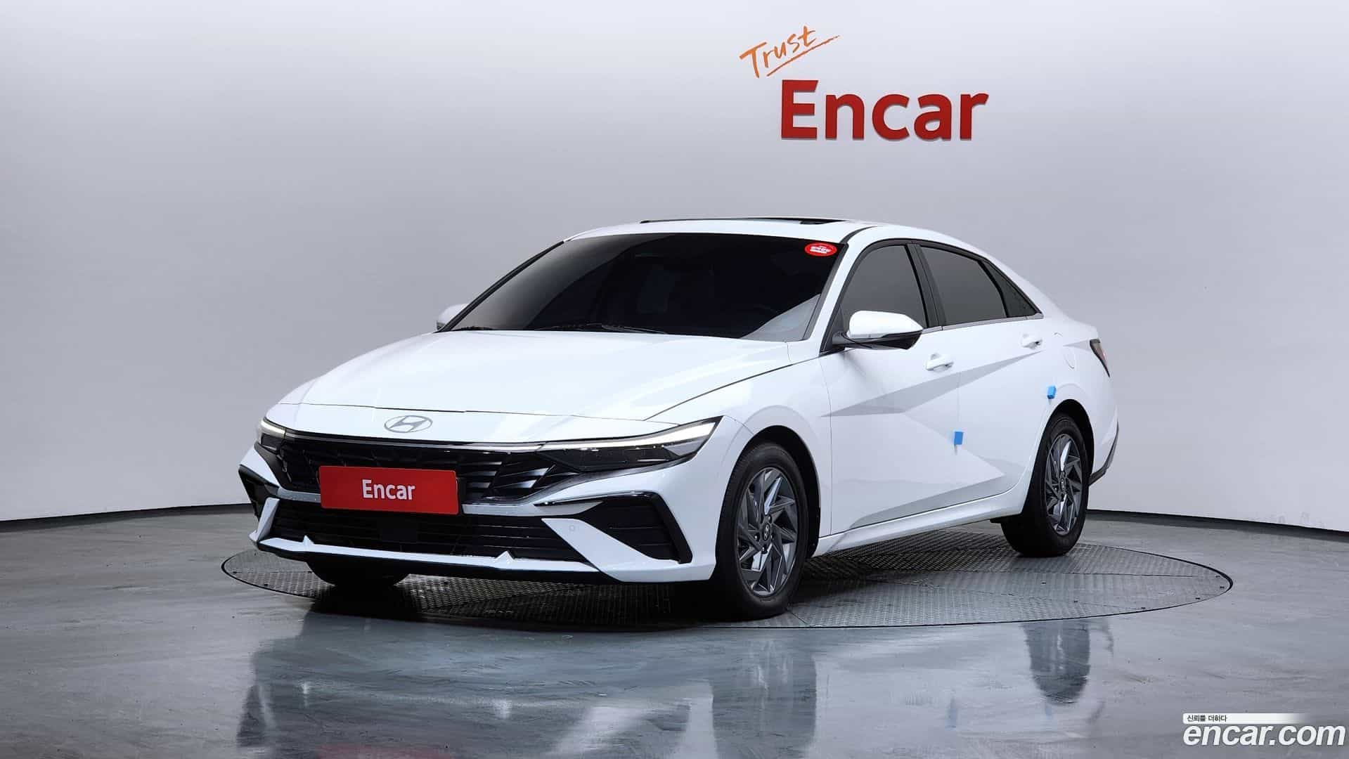 AVANTE Hyundai 2023.10-OUTER-001