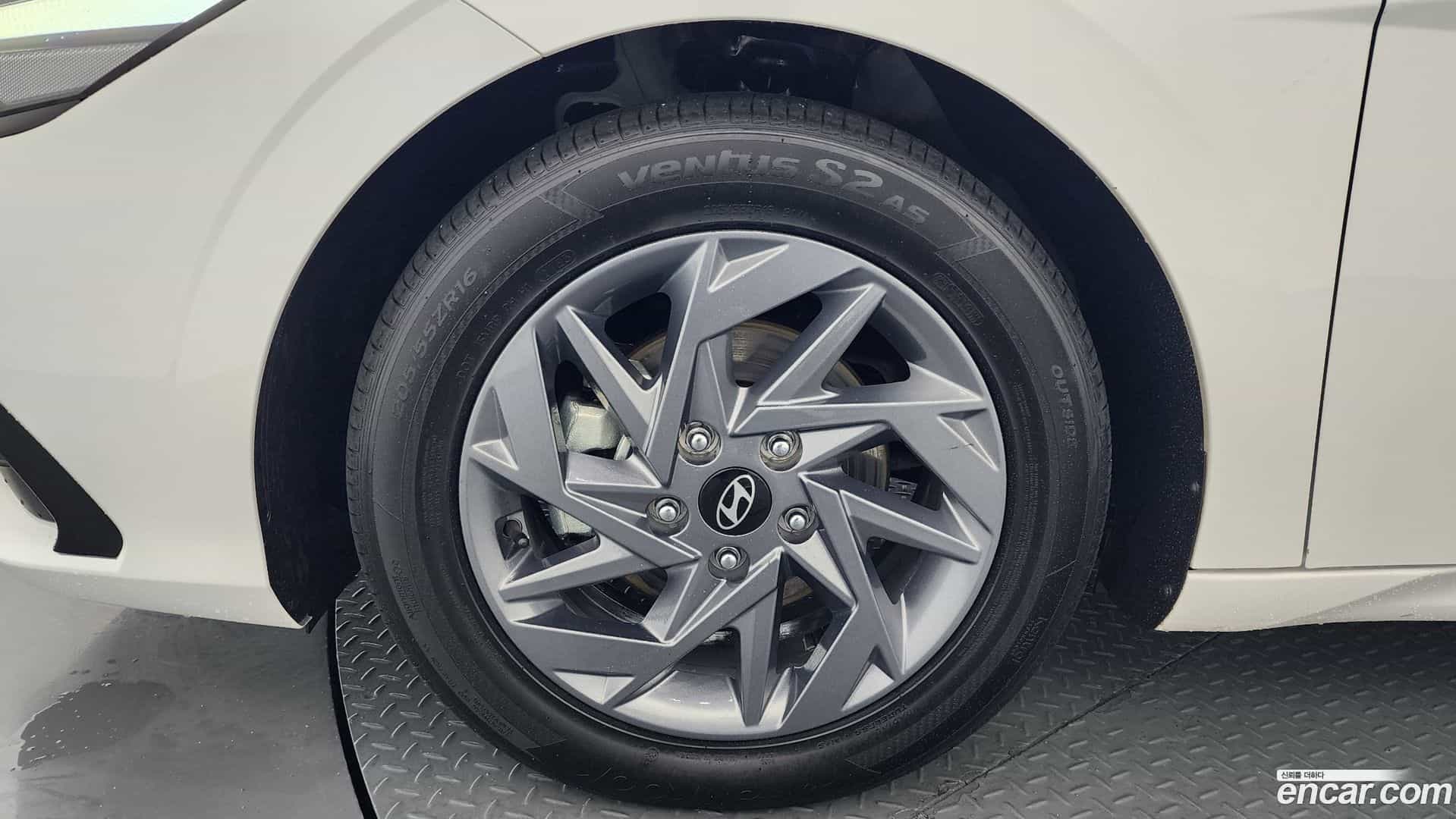 AVANTE Hyundai 2023.10-OUTER-005