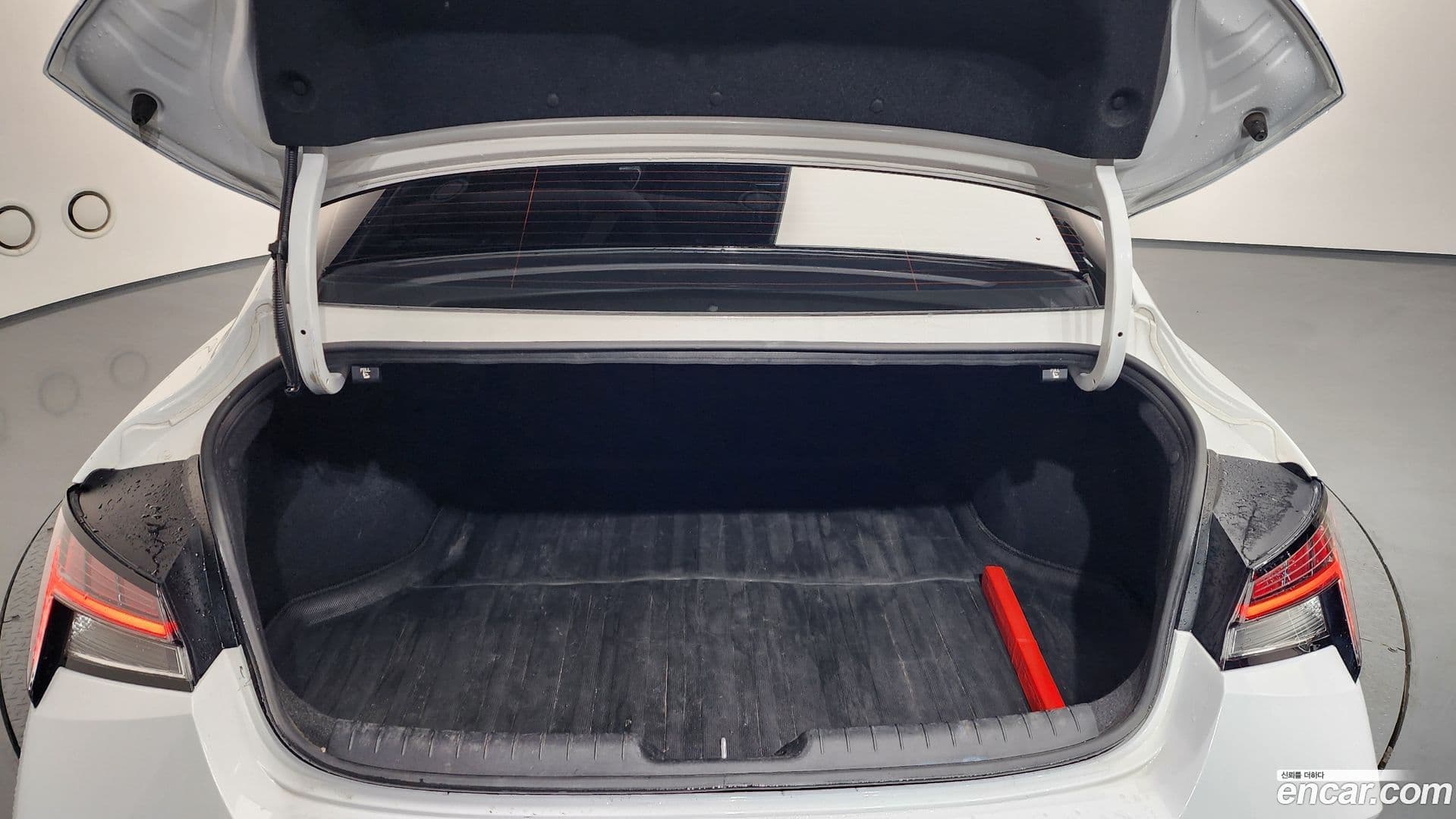 Main__Slider__Photo:AVANTE Hyundai 2023.10-19