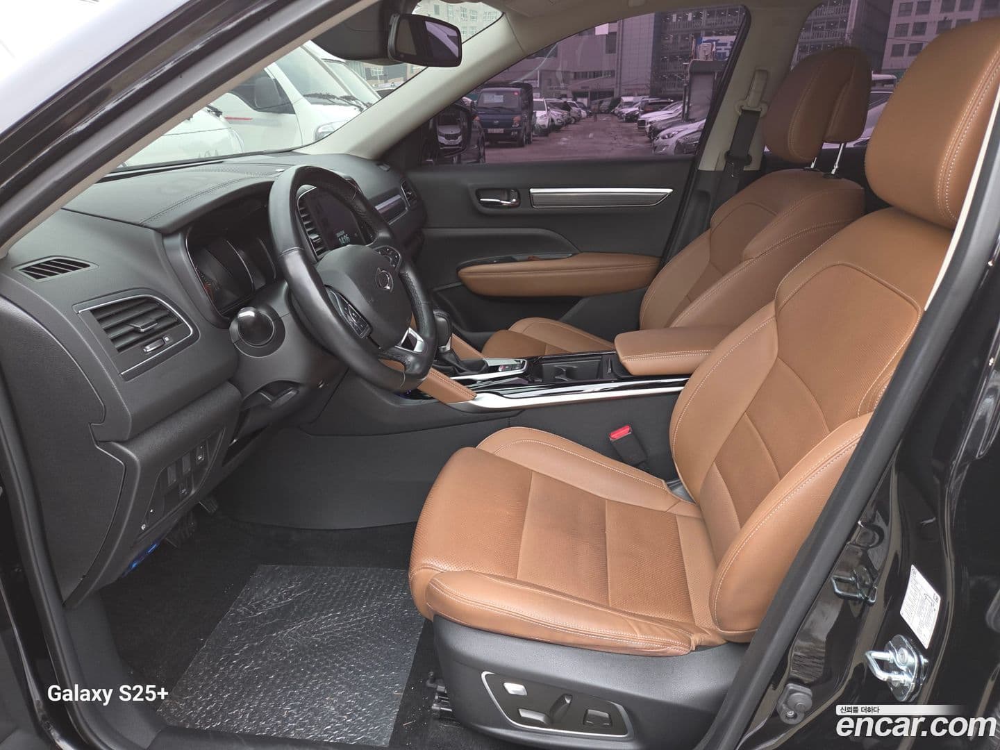 Main__Slider__Photo:QM6 Renault-KoreaSamsung 2022.2-6