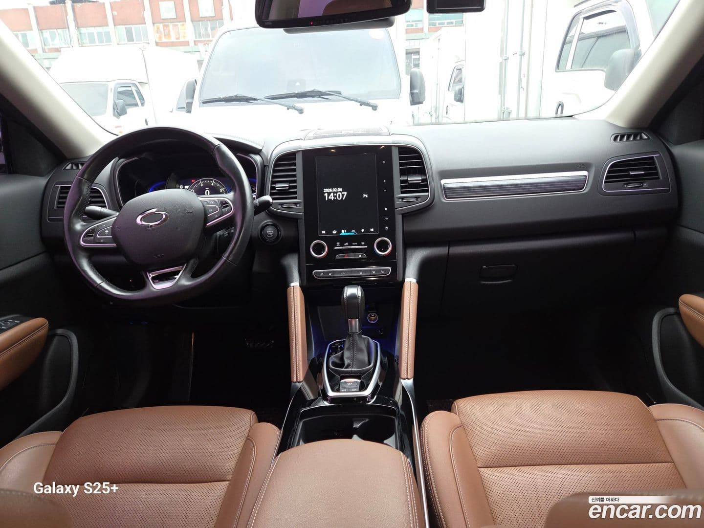 Main__Slider__Photo:QM6 Renault-KoreaSamsung 2022.2-8