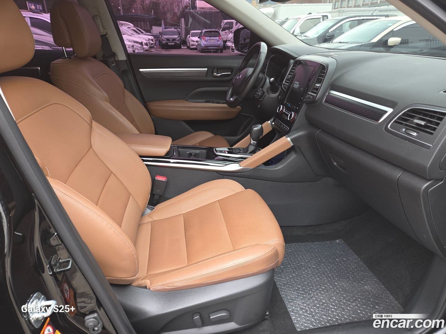 Main__Slider__Photo:QM6 Renault-KoreaSamsung 2022.2-9