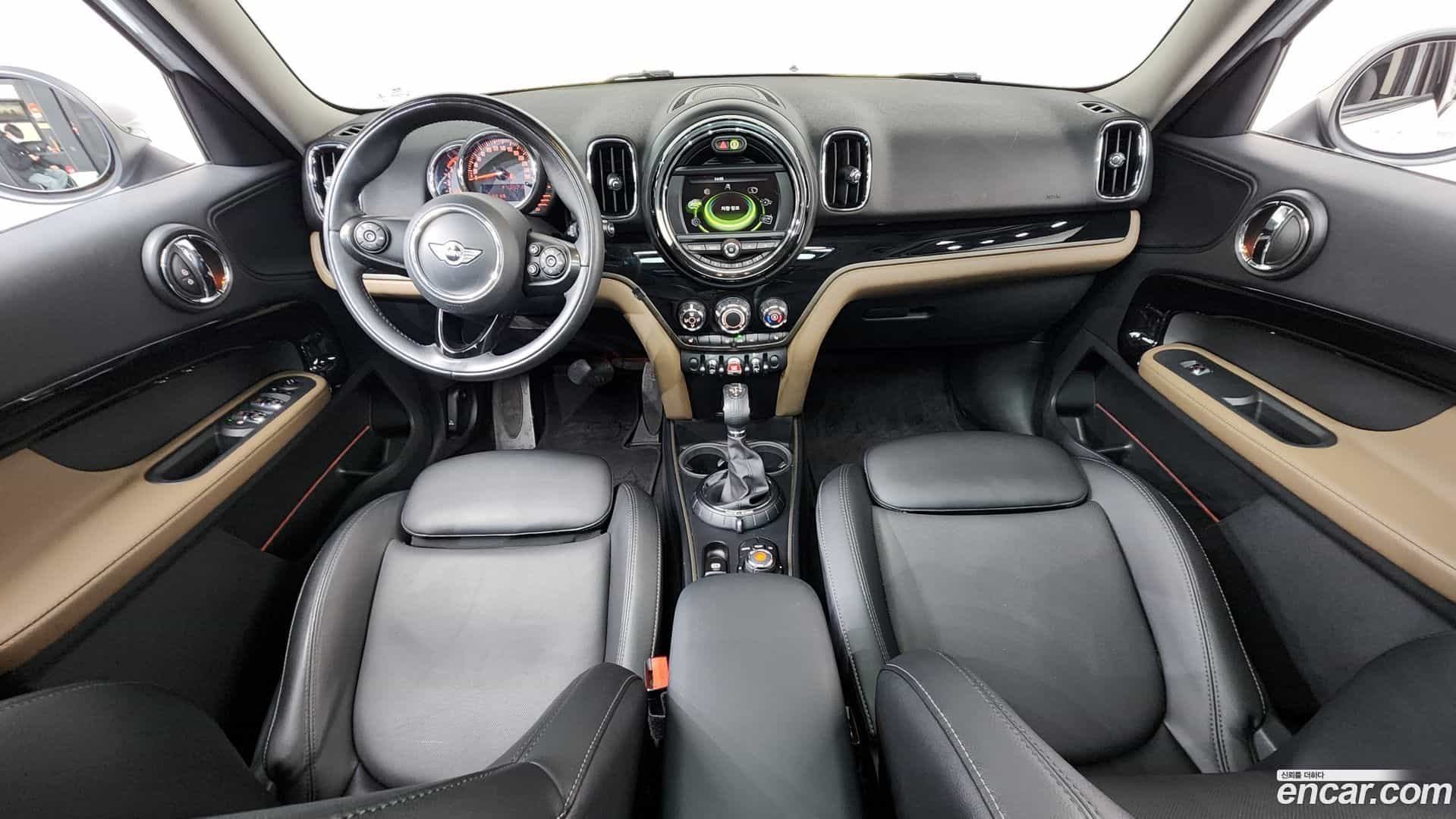 Countryman Mini 2017.3-INNER-007