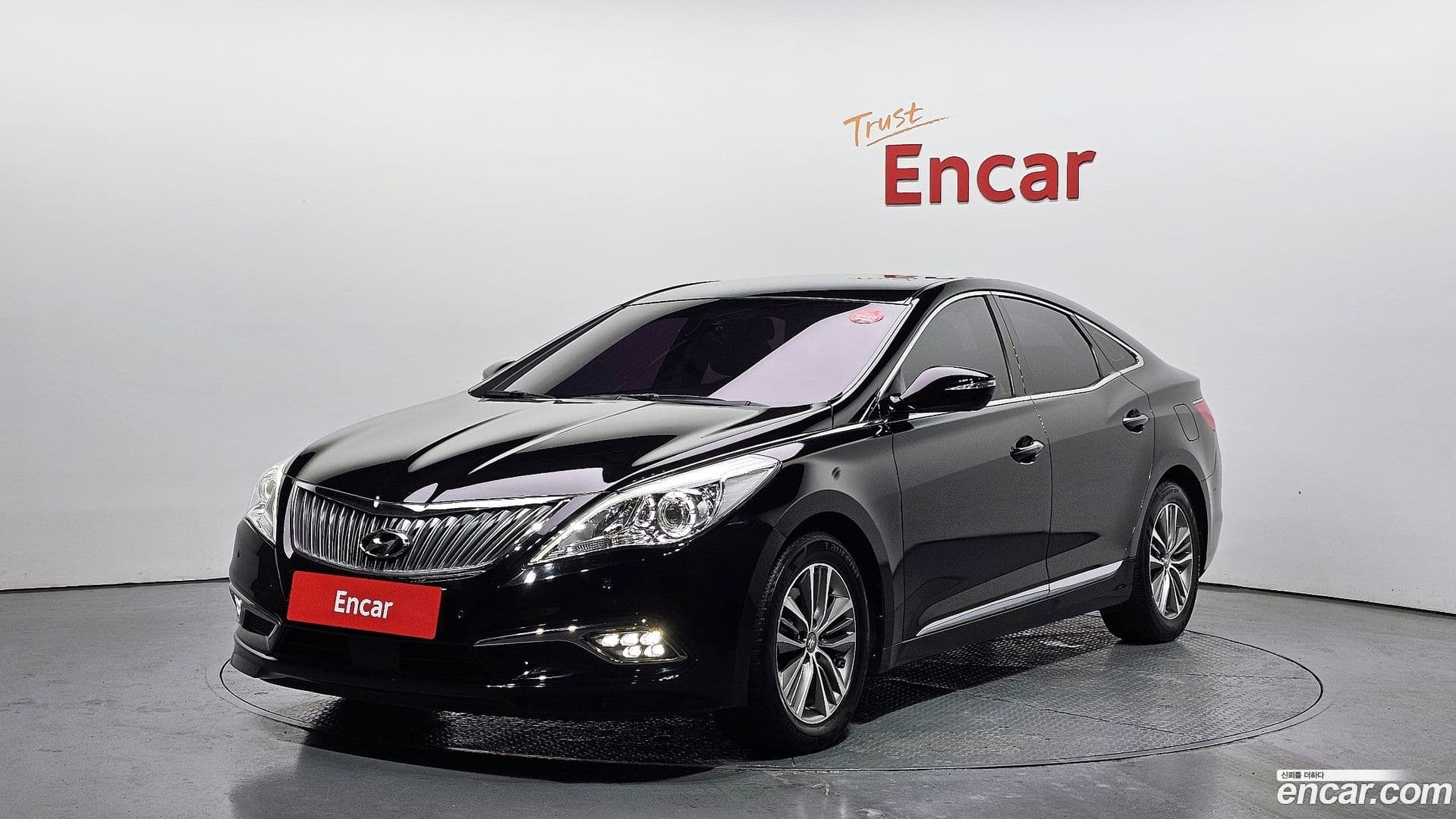 Main__Slider__Photo:Grandeur Hyundai 2016.10-0