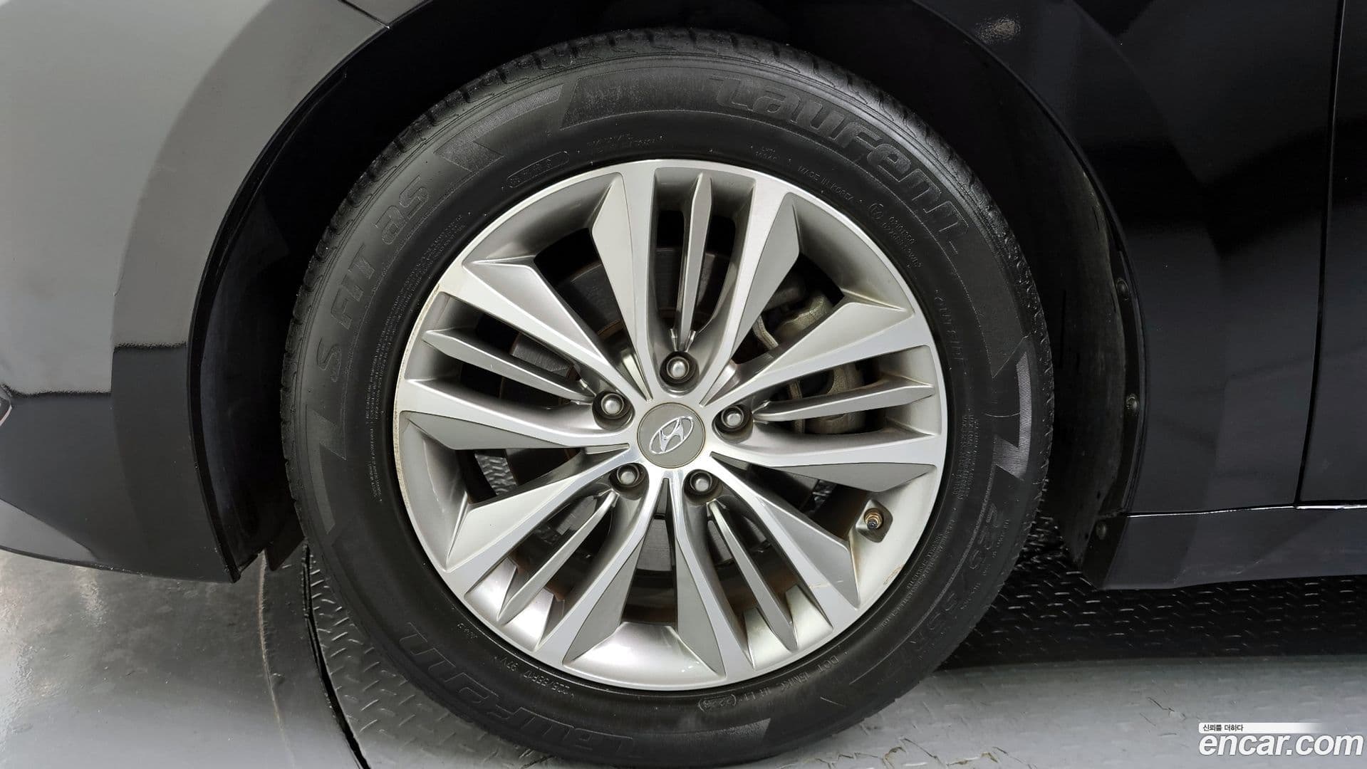 Main__Slider__Photo:Grandeur Hyundai 2016.10-4