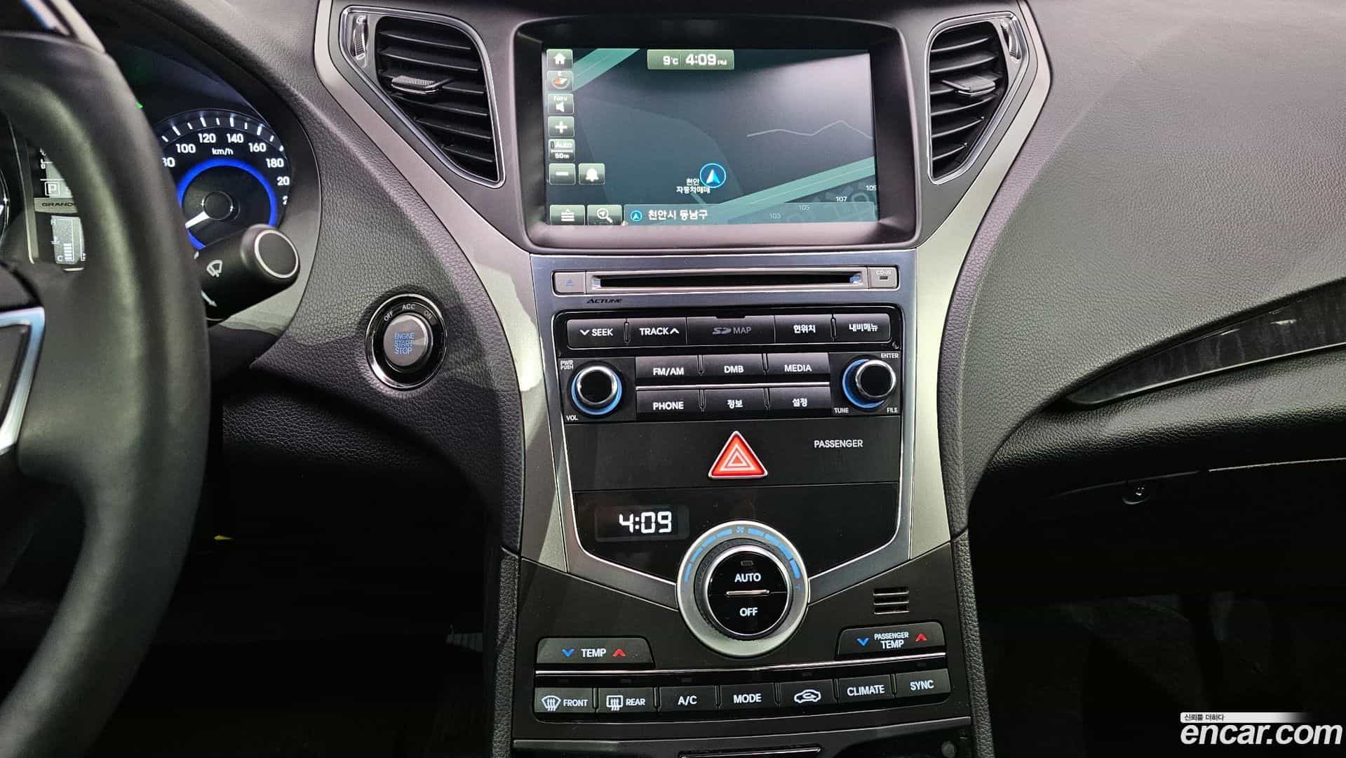 Grandeur Hyundai 2016.10-OPTION-020