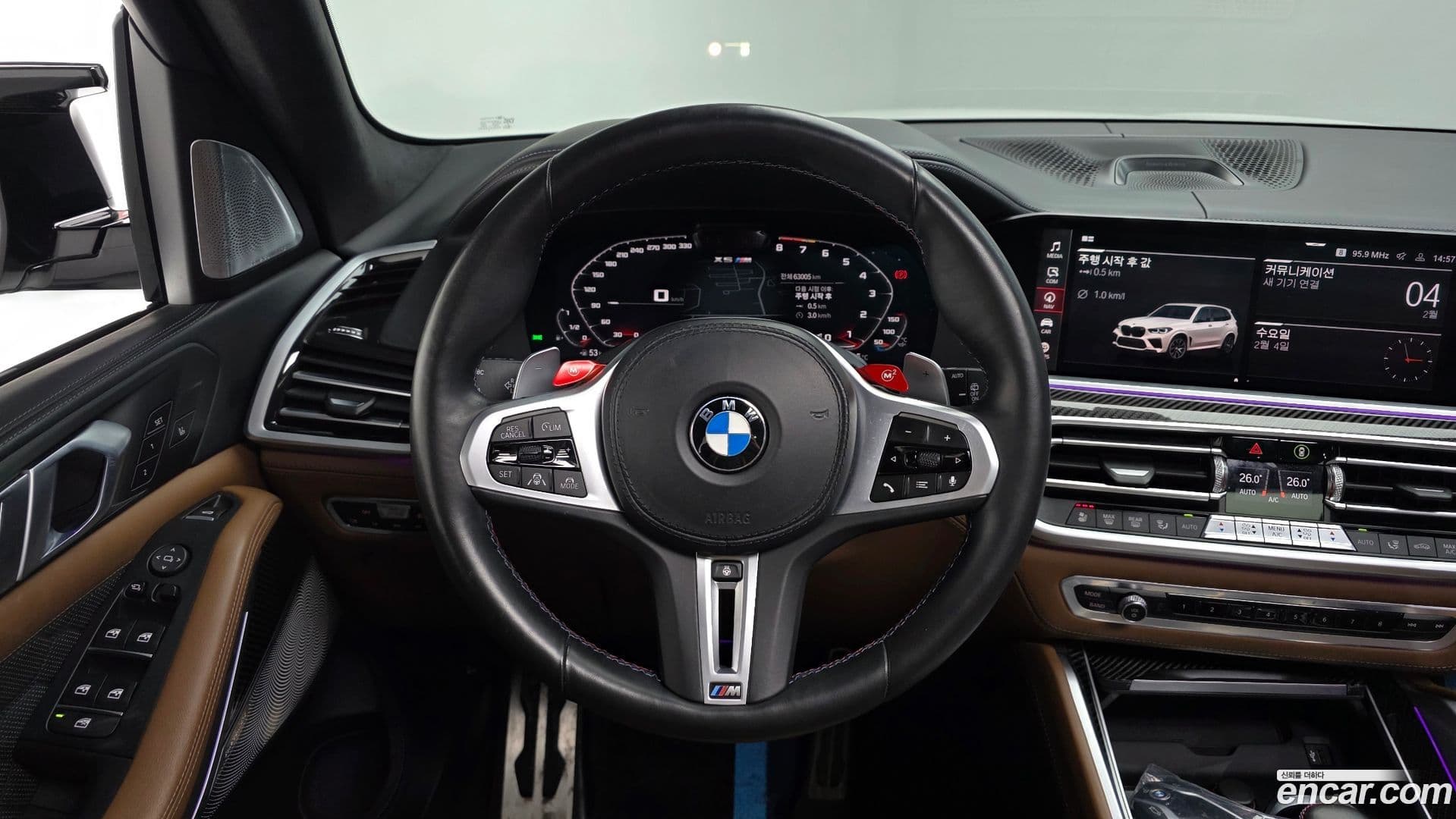 Main__Slider__Photo:X5M BMW 2021.6-12