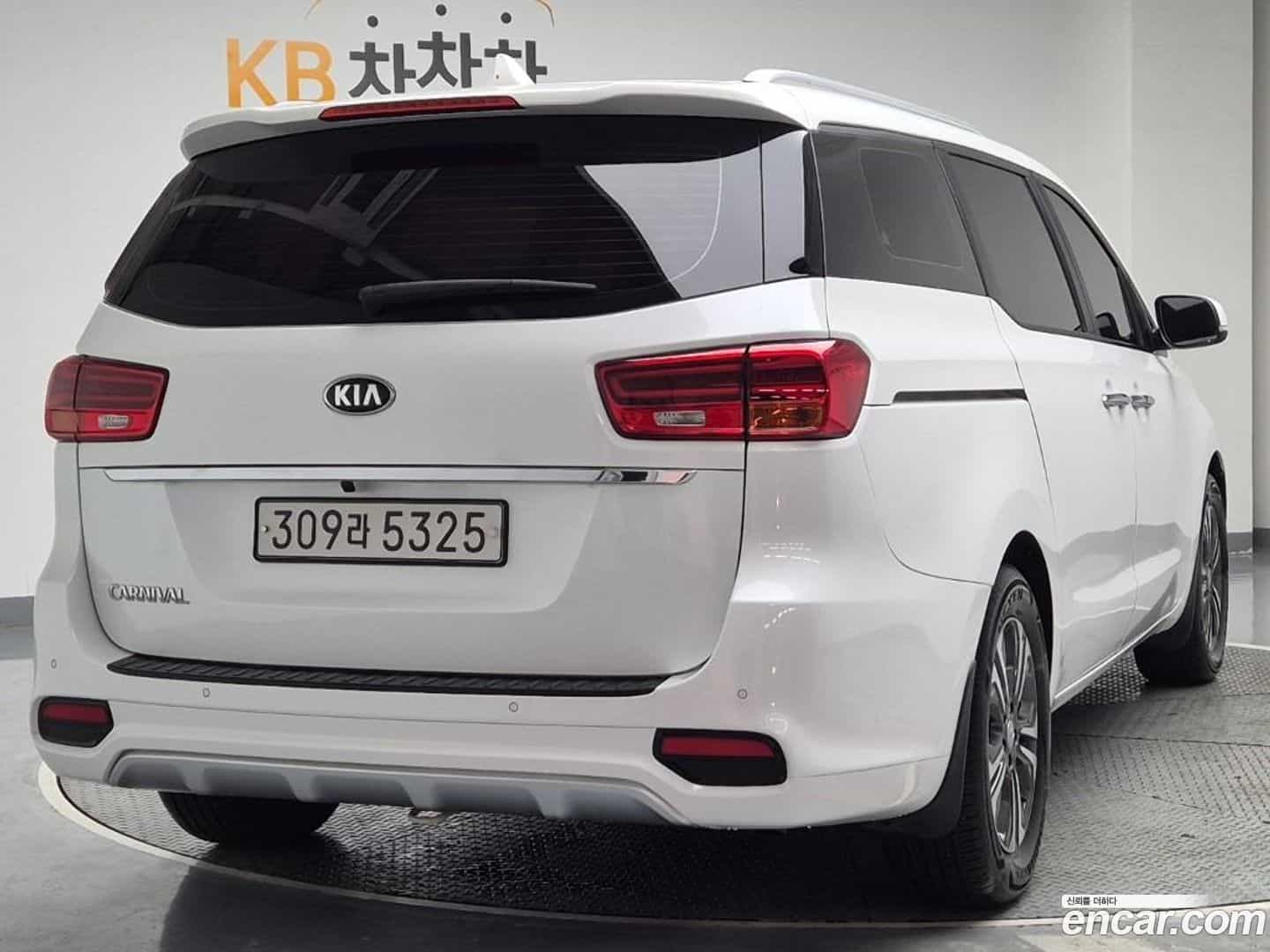 Canival Kia 2018.9-OUTER-003