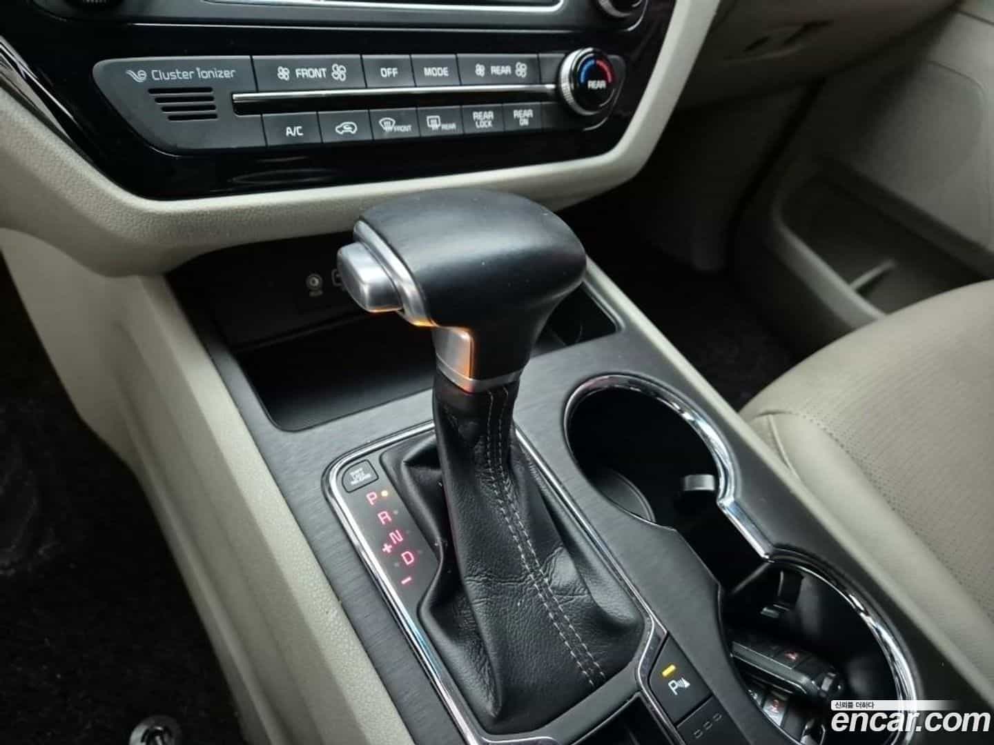 Canival Kia 2018.9-INNER-008