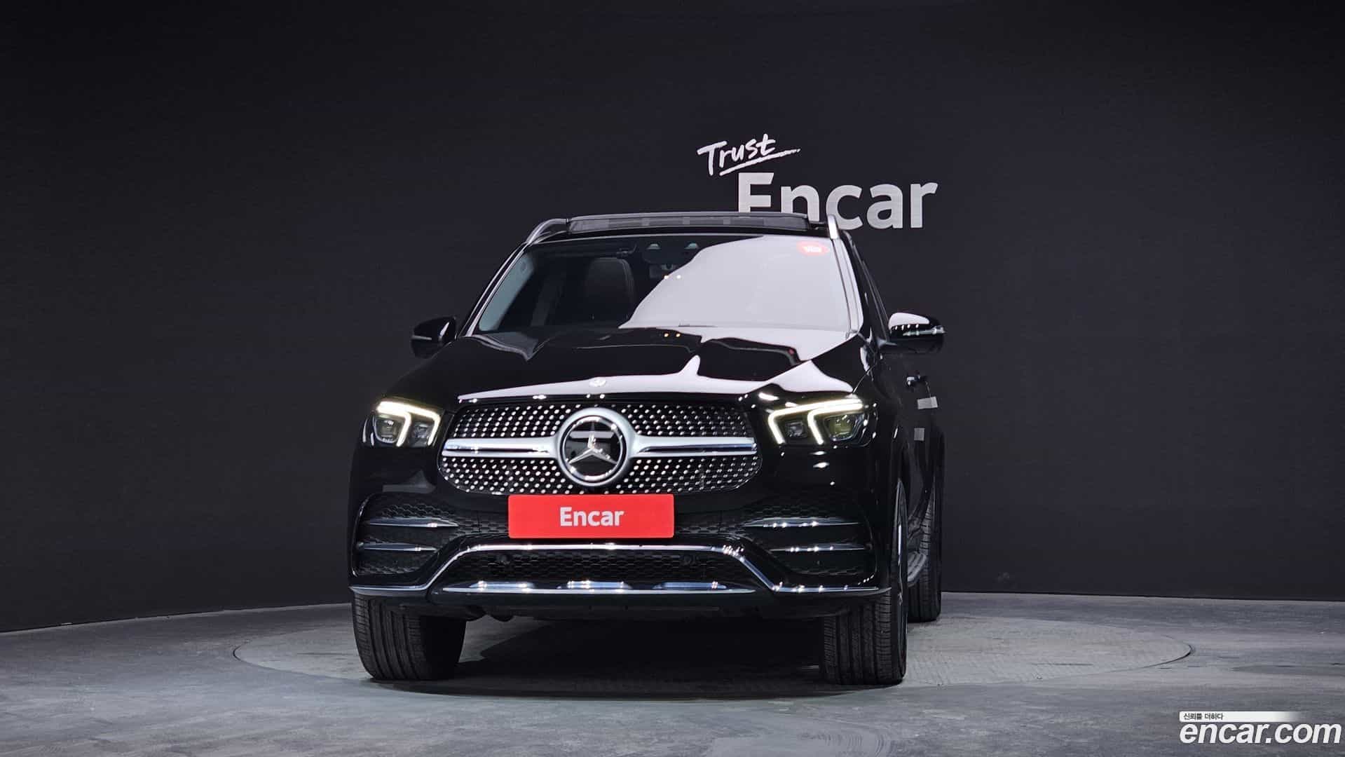 GLE-Class Mercedes-Benz 2020.4-OUTER-003