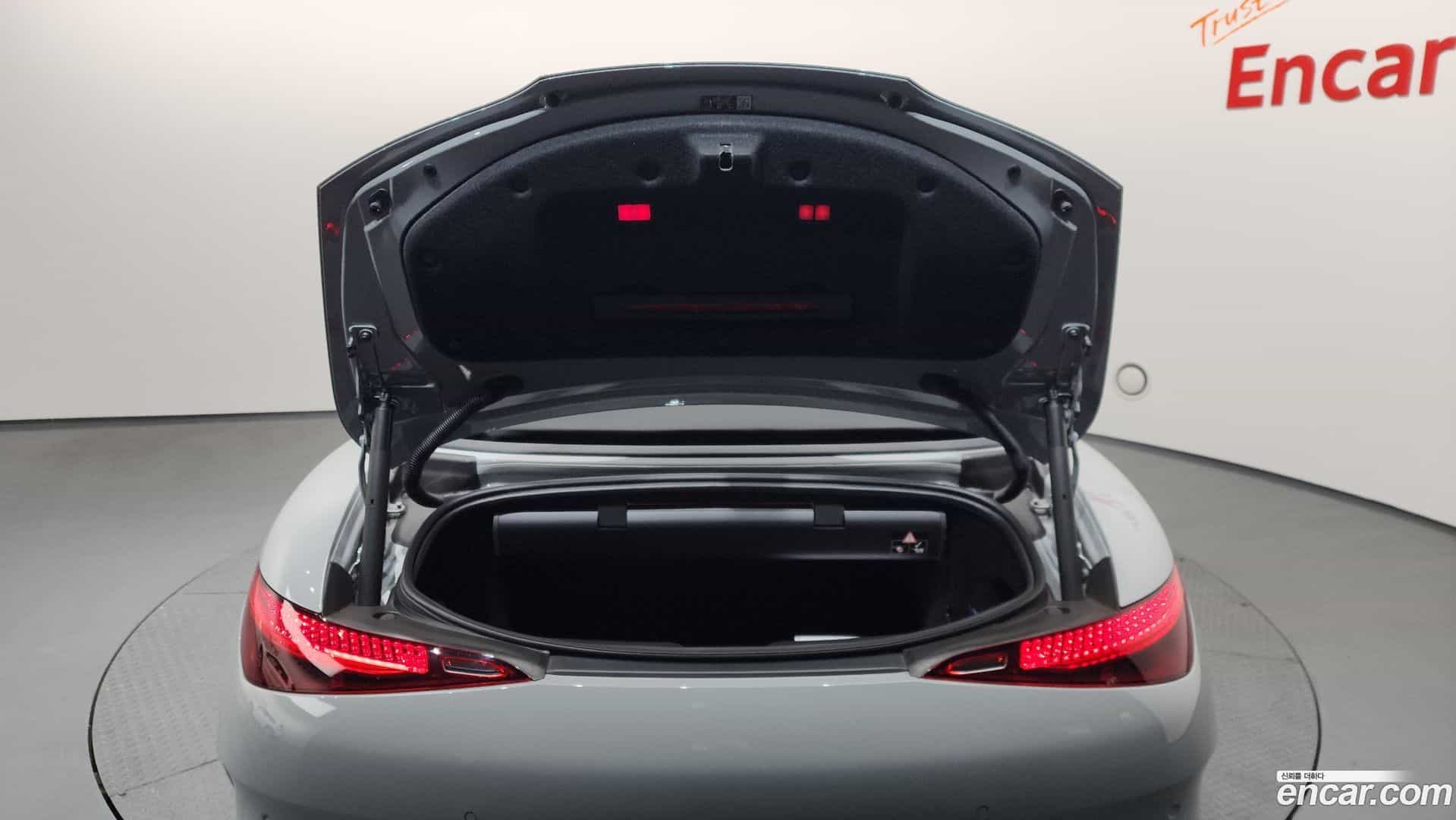 SL-Class Mercedes-Benz 2023.5-OPTION-024