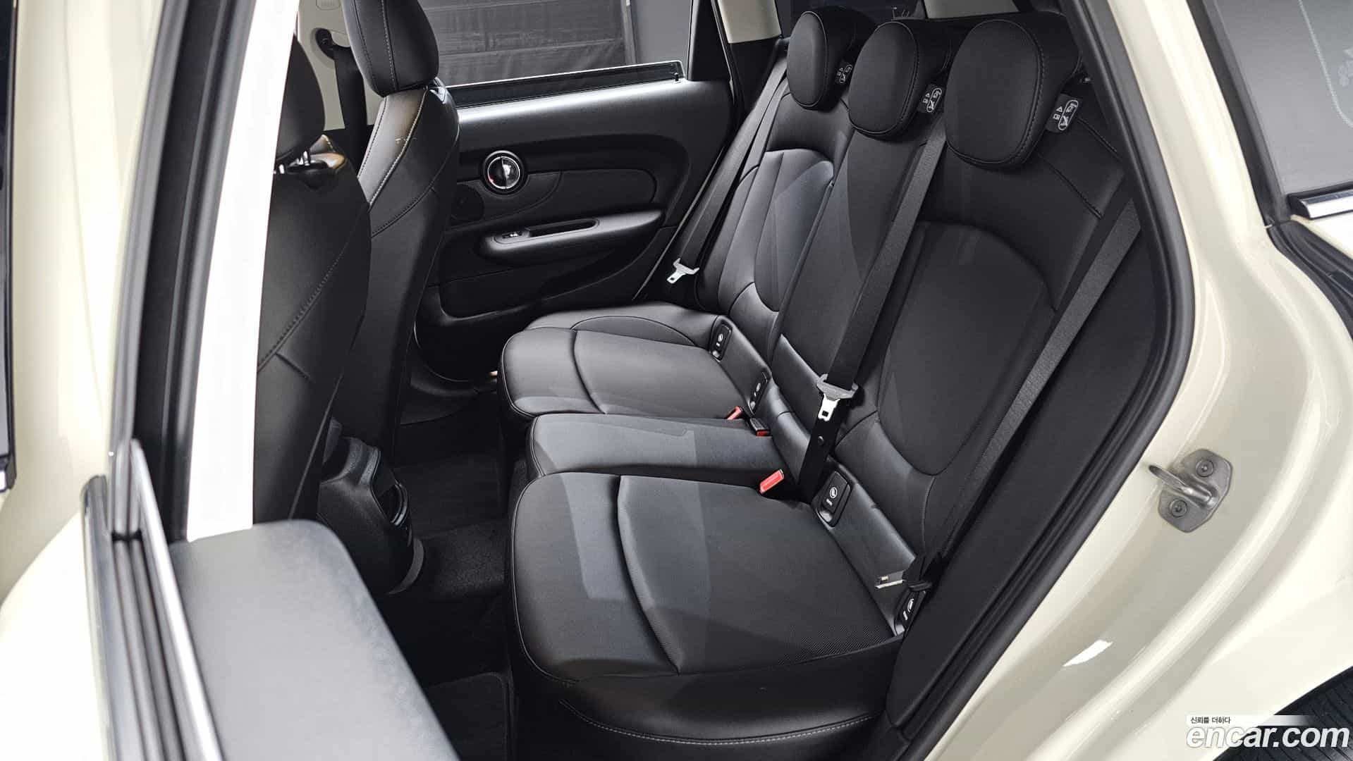 Clubman Mini 2019.7-OPTION-016