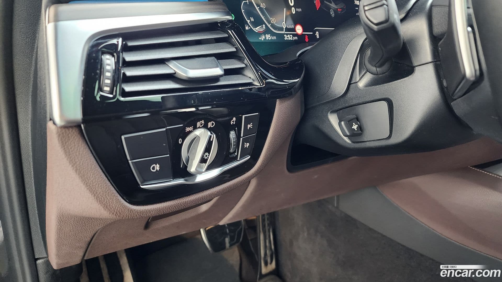 Main__Slider__Photo:5-Series BMW 2021.0-13