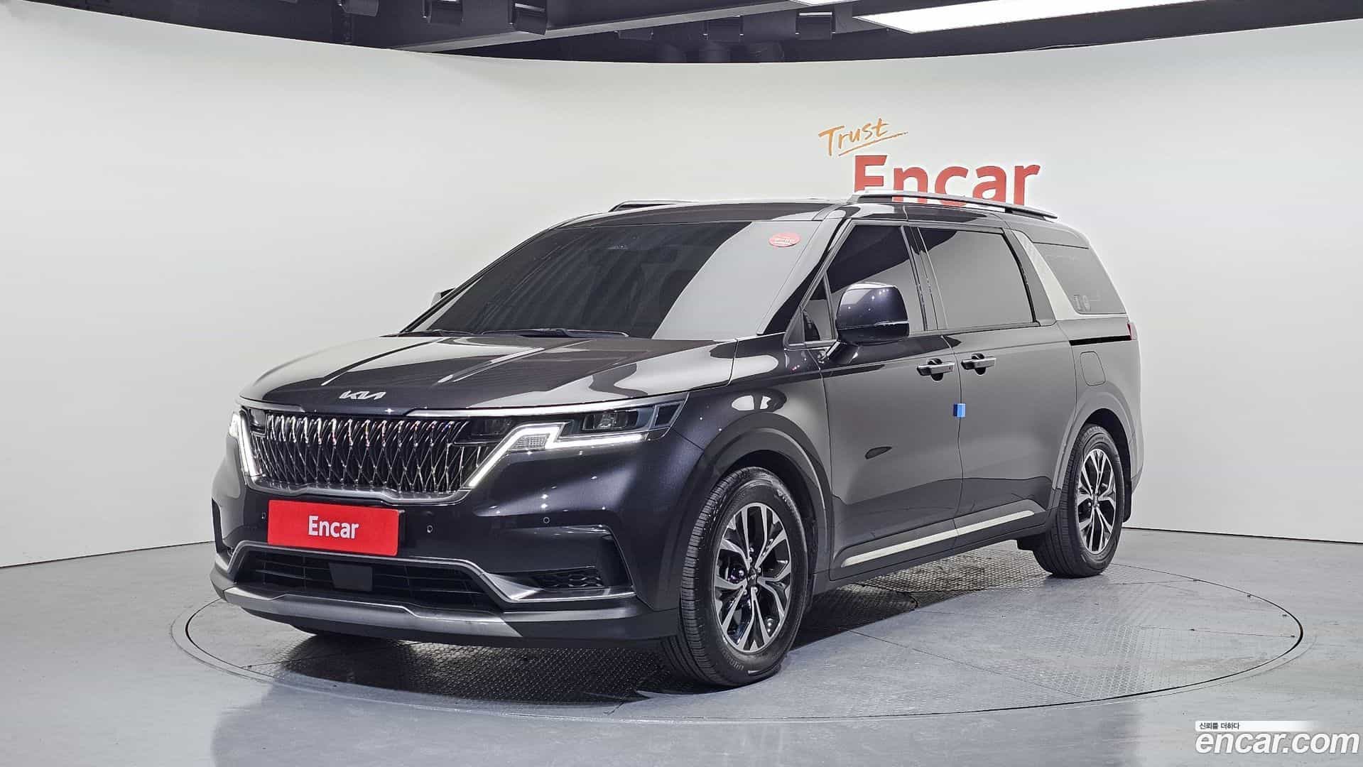 Canival Kia 2023.2-OUTER-001