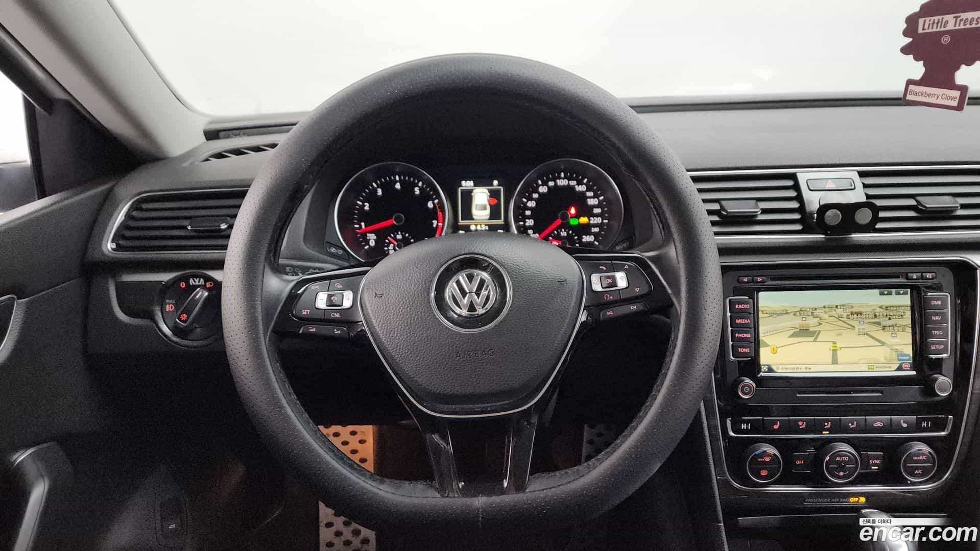 Passat Volkswagen 2018.9-OPTION-017